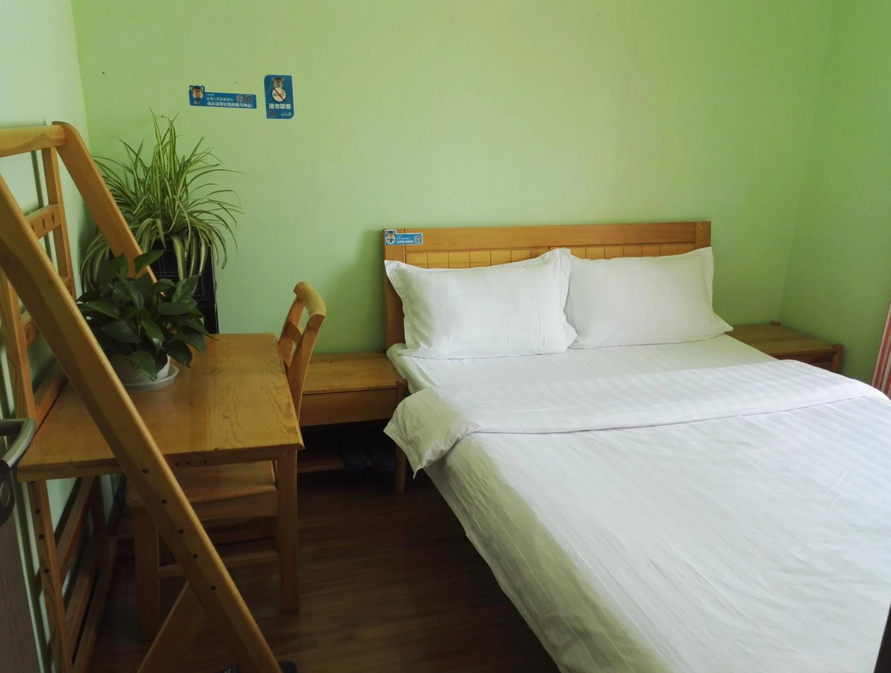 Photo of the whole room, Bed in LETE Hostel