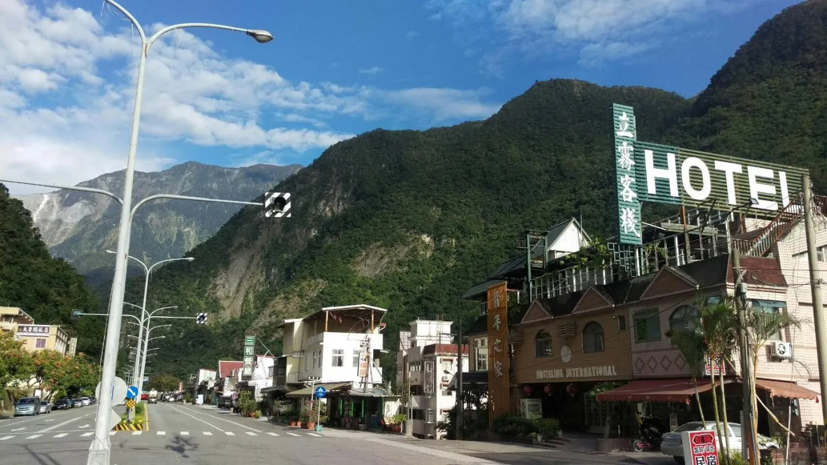 Facade/entrance in Liwu Hotel Taroko