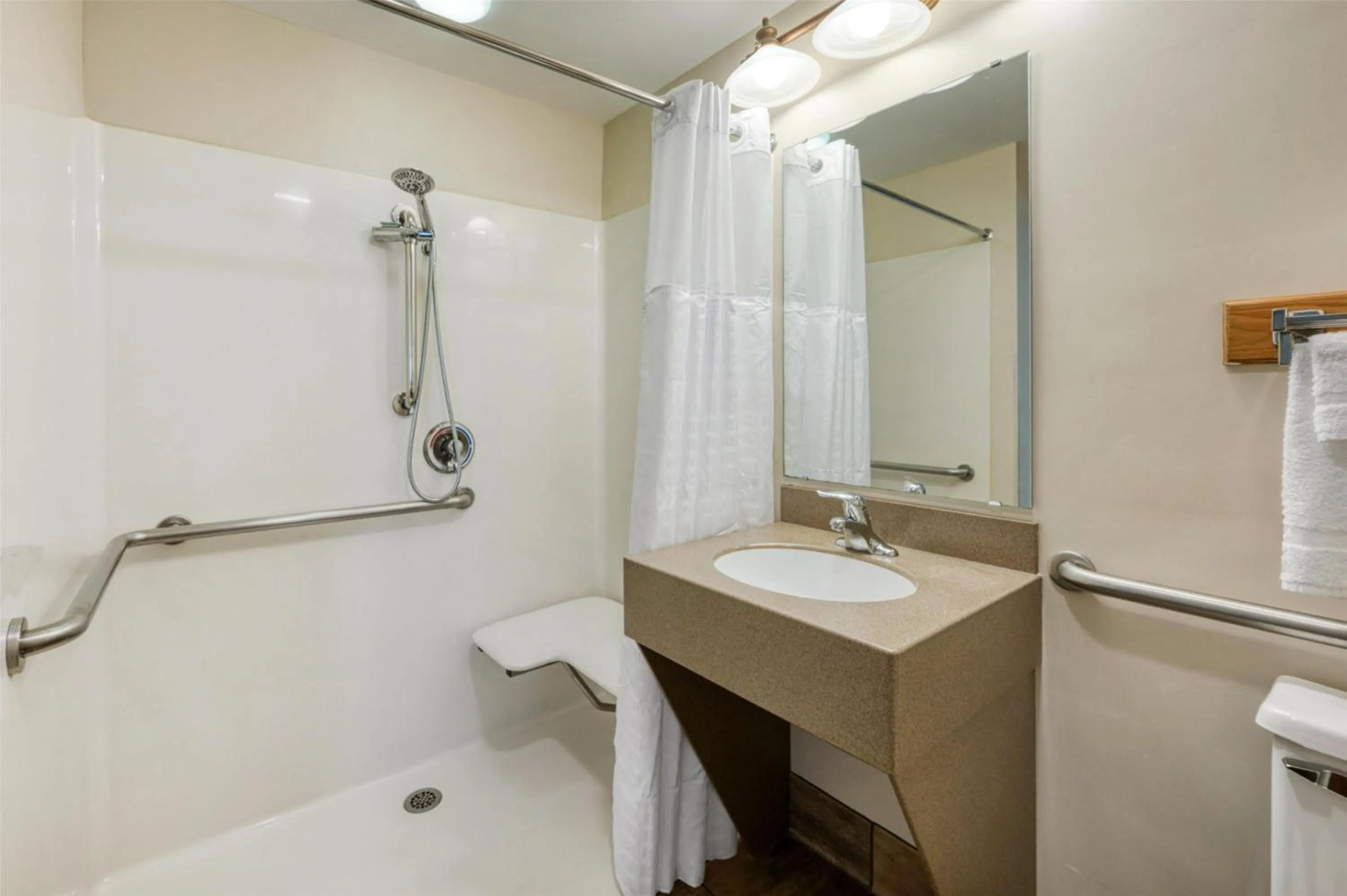 Bathroom in SureStay Plus Hotel by Best Western Elizabethtown Hershey