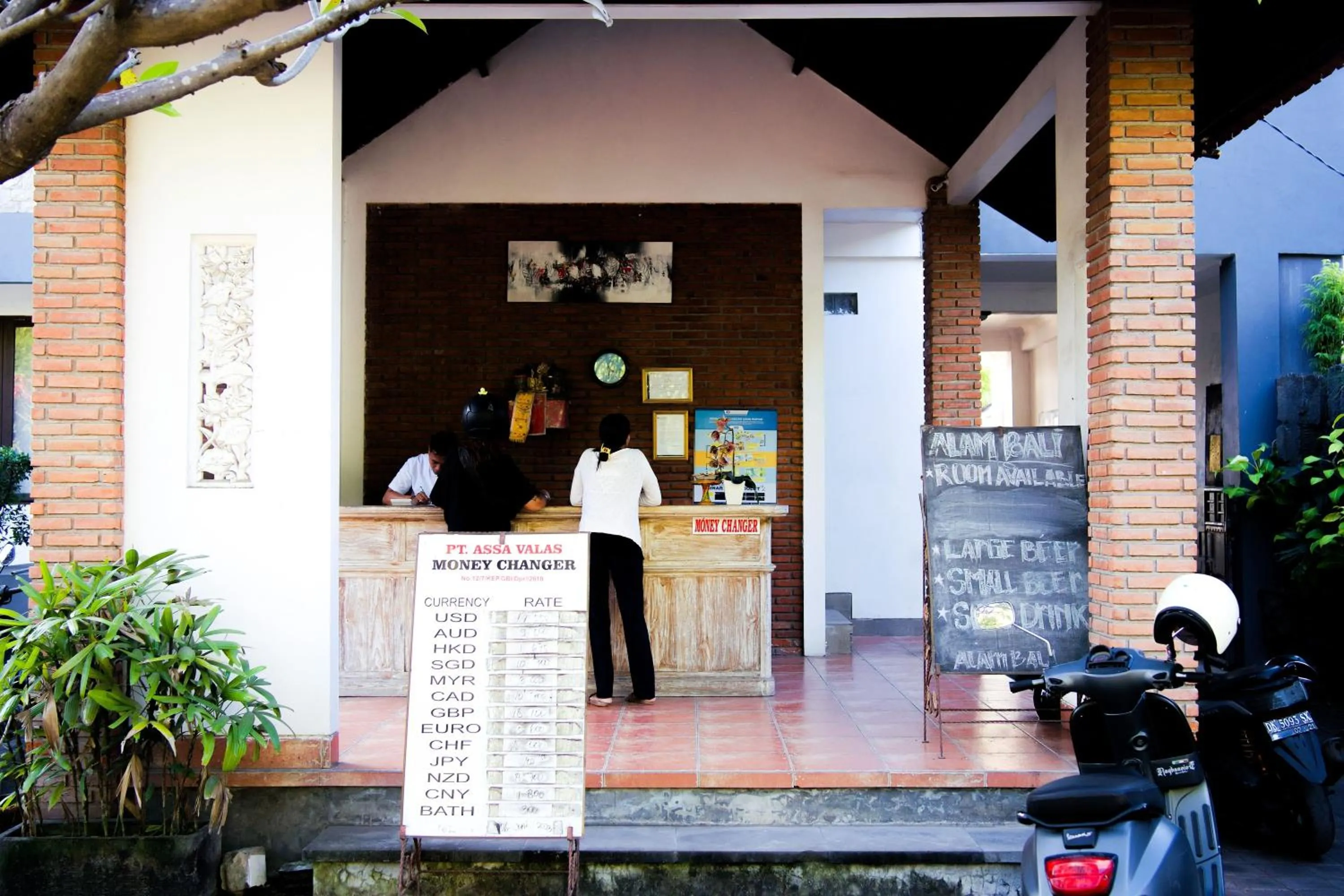 currency exchange in Alam Bali Beach Resort