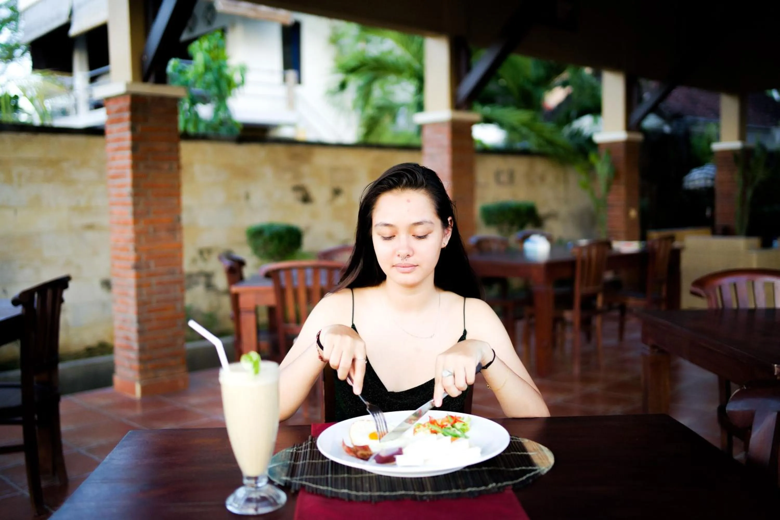 Restaurant/places to eat in Alam Bali Beach Resort