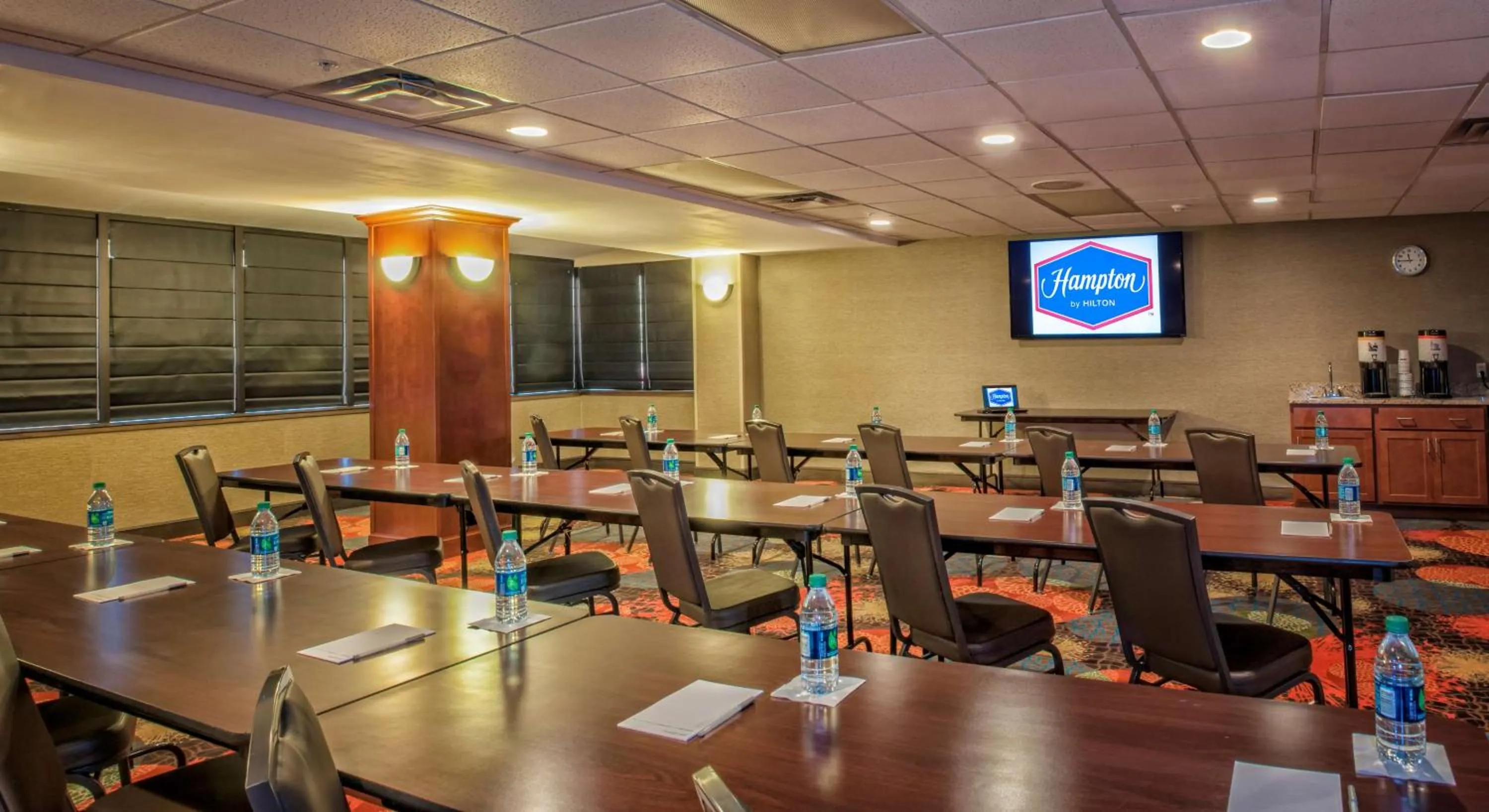 Meeting/conference room in Hampton Inn New Philadelphia