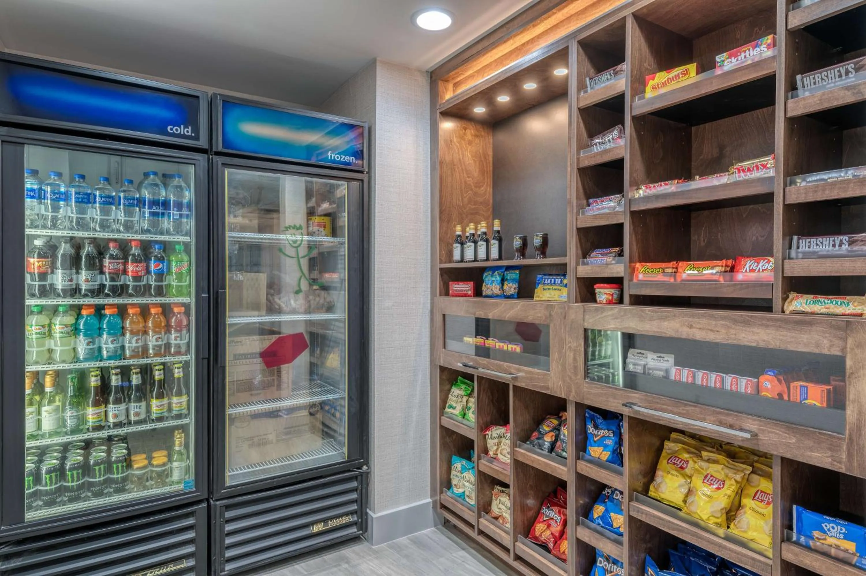 Restaurant/places to eat in Hampton Inn New Philadelphia