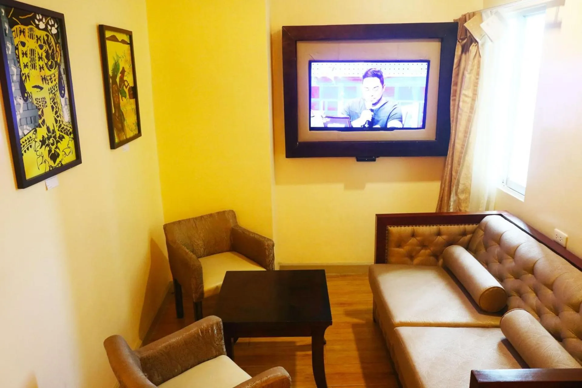 Living room, Seating Area in Palm Grass Hotel