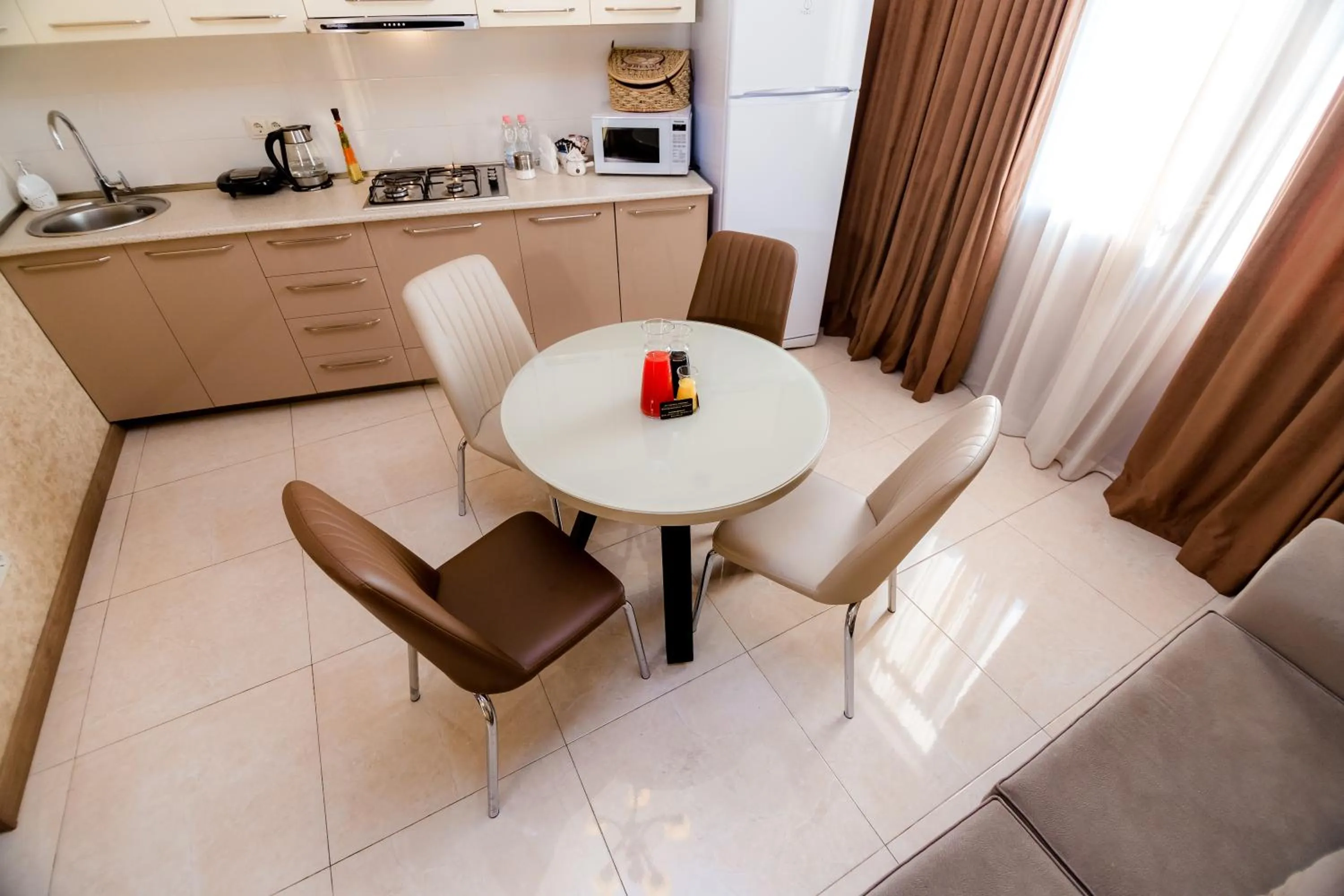 Coffee/tea facilities in Dat Exx Apartments