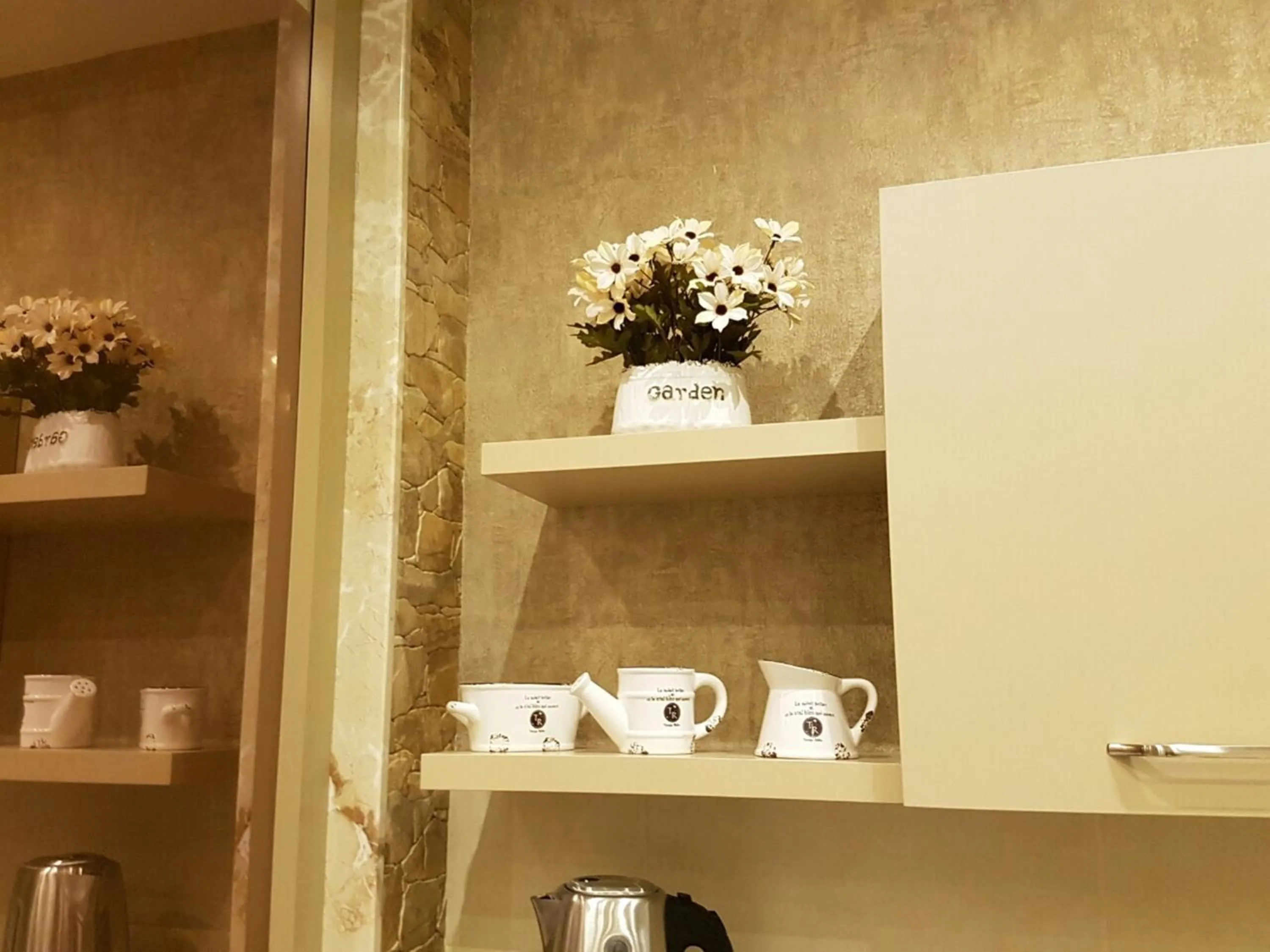 Decorative detail in Dat Exx Apartments