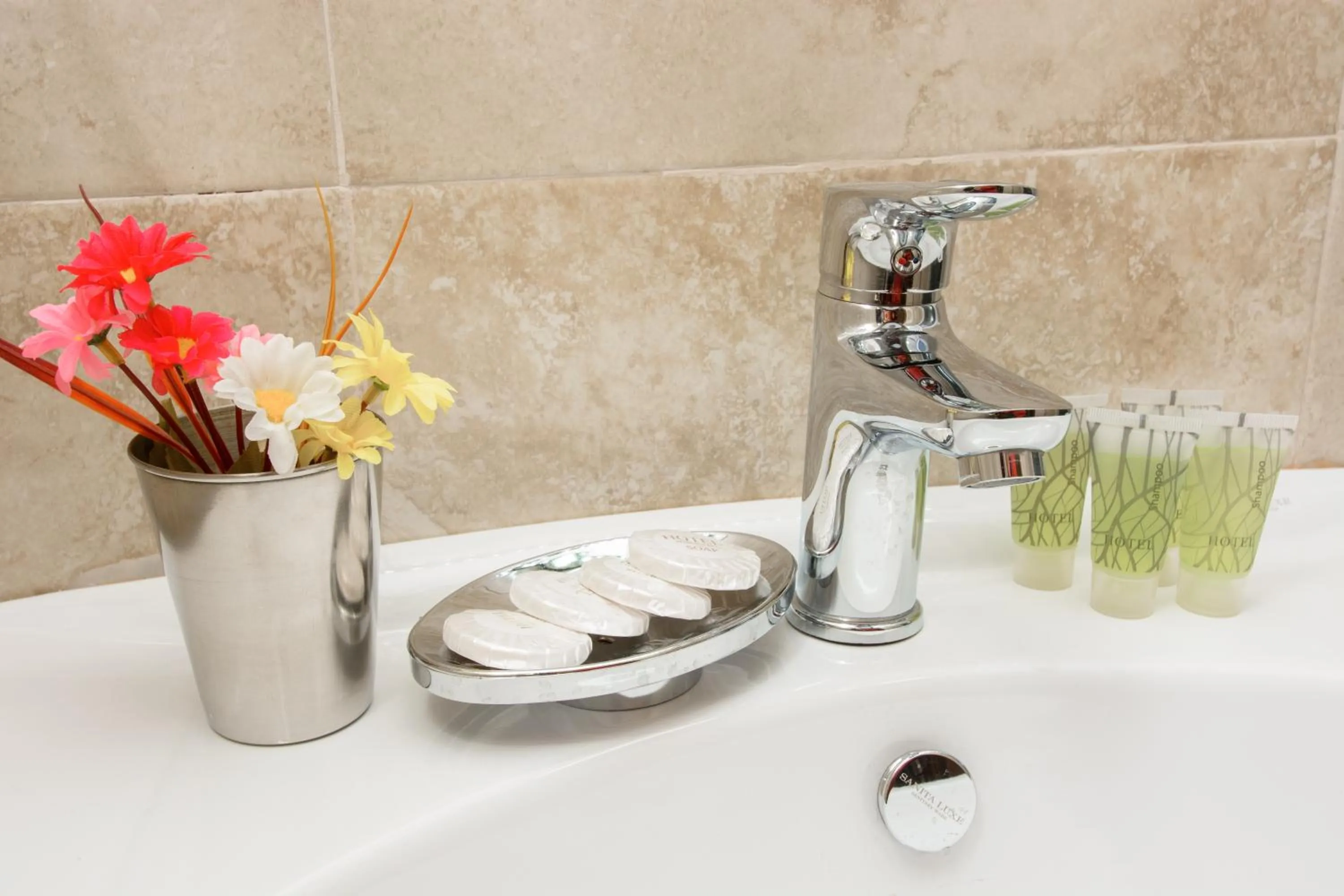 Shower in Dat Exx Apartments