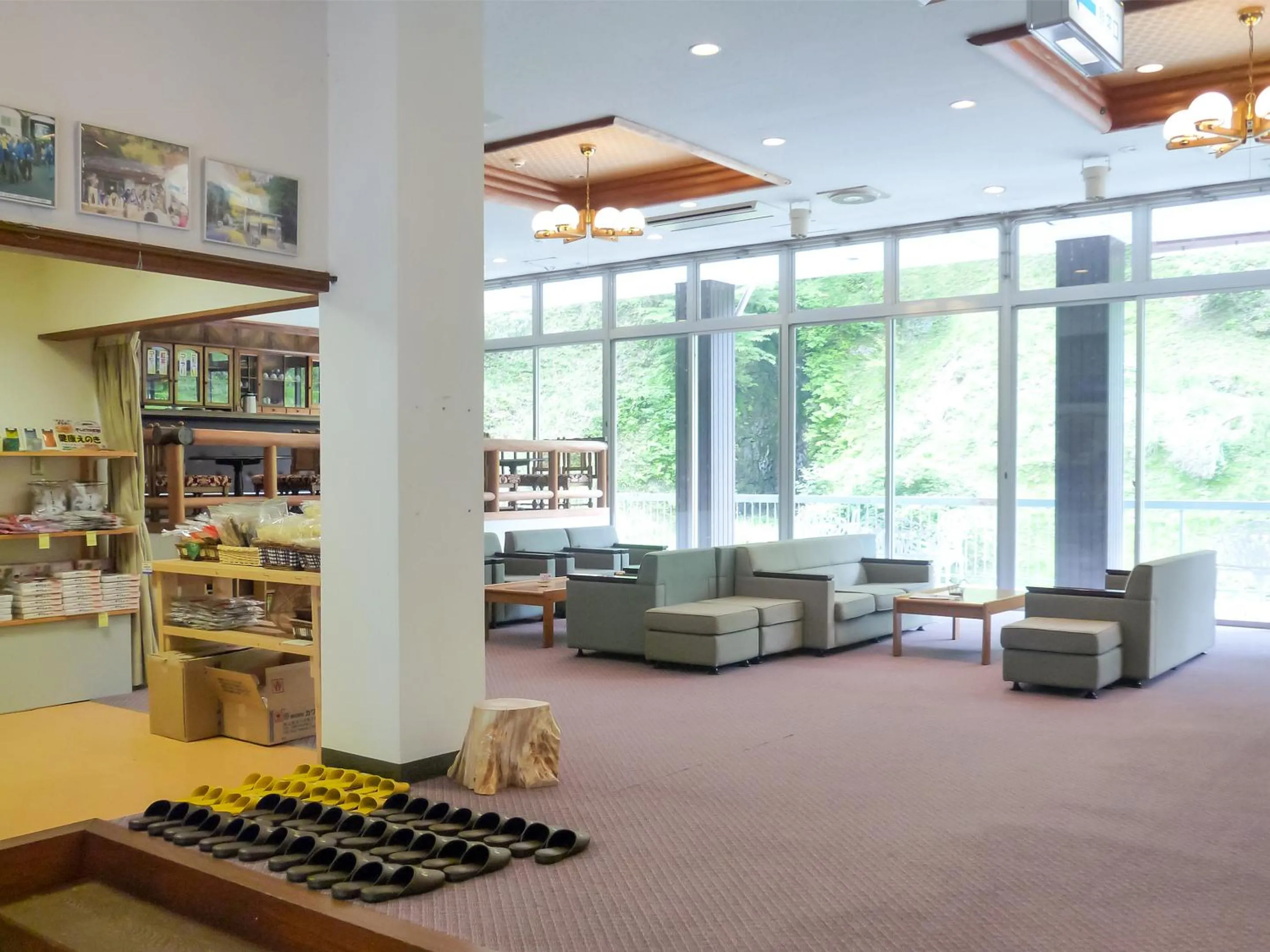 Lobby or reception in Hotel Nosegawa