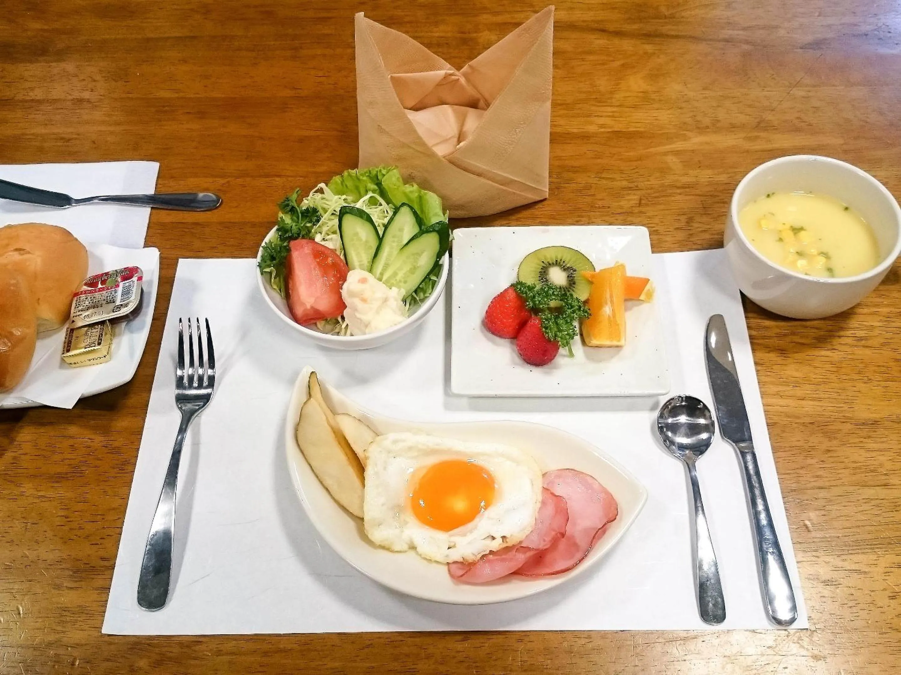 Breakfast in Hotel Nosegawa