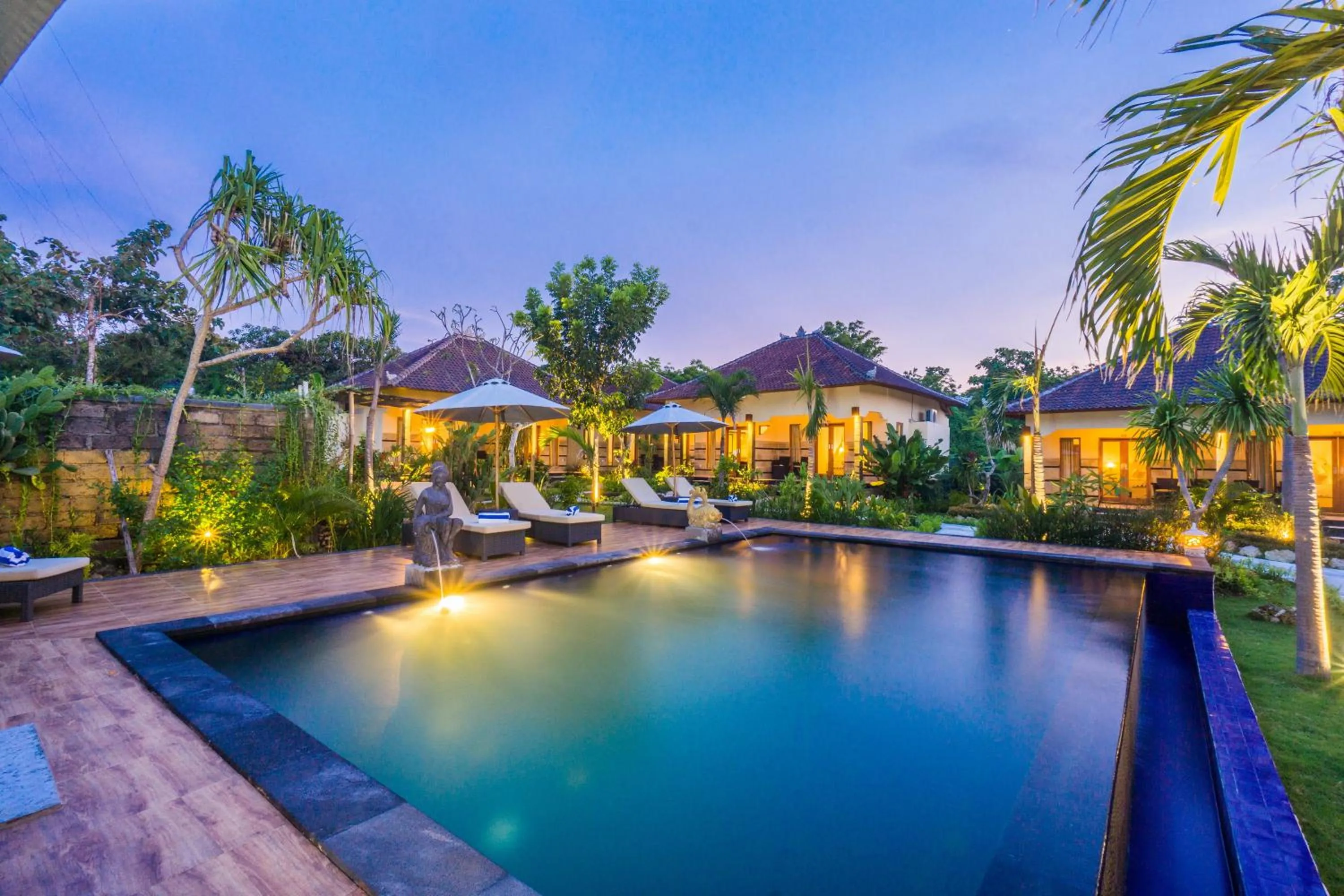 Property building in Sunset Cave Villas Lembongan
