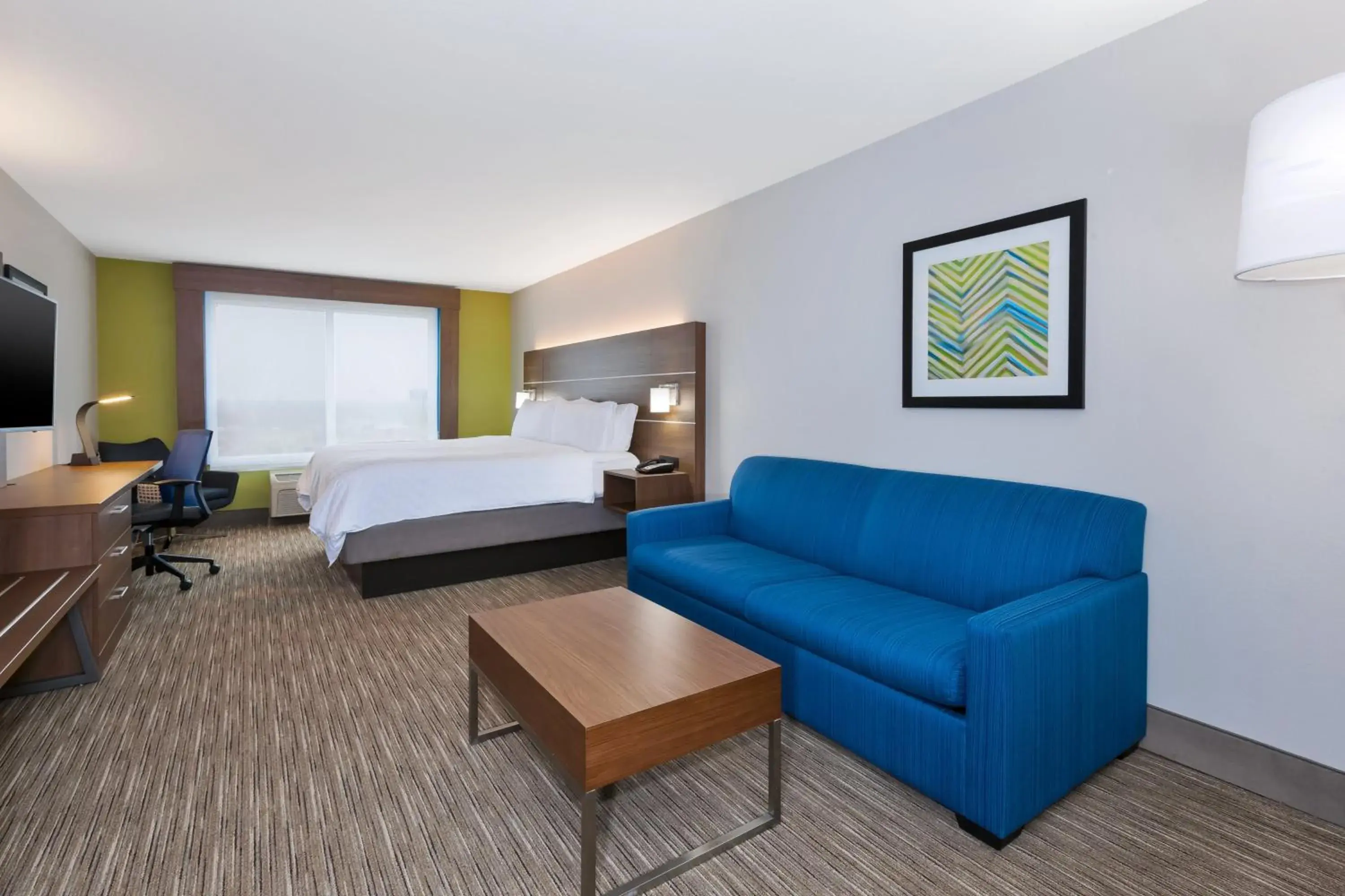 King Suite in Holiday Inn Express & Suites Dayton South Franklin by IHG King Suite in Holiday Inn Express & Suites Dayton South Franklin by IHG