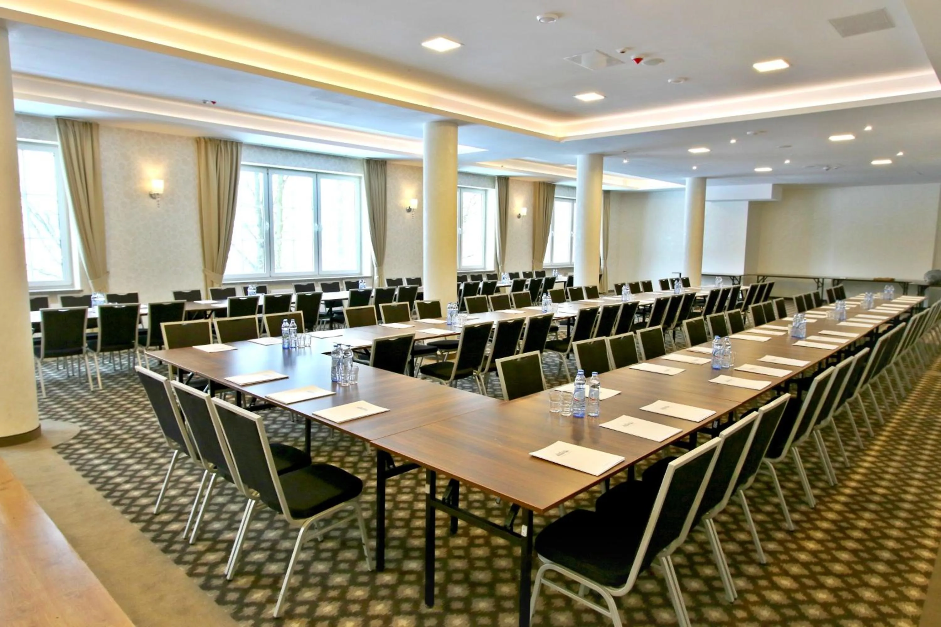 Business facilities in Hotel Nowy Zdrój - Centrum Zdrowia i Wypoczynku