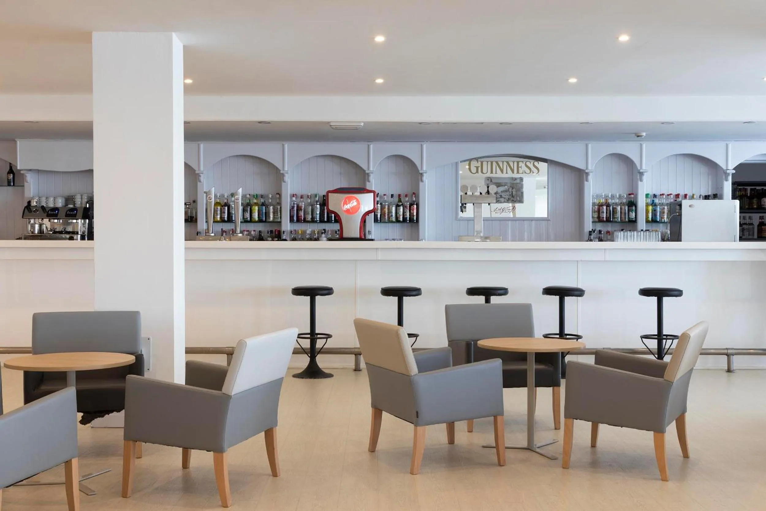 Lounge or bar in Hotel Palia Las Palomas