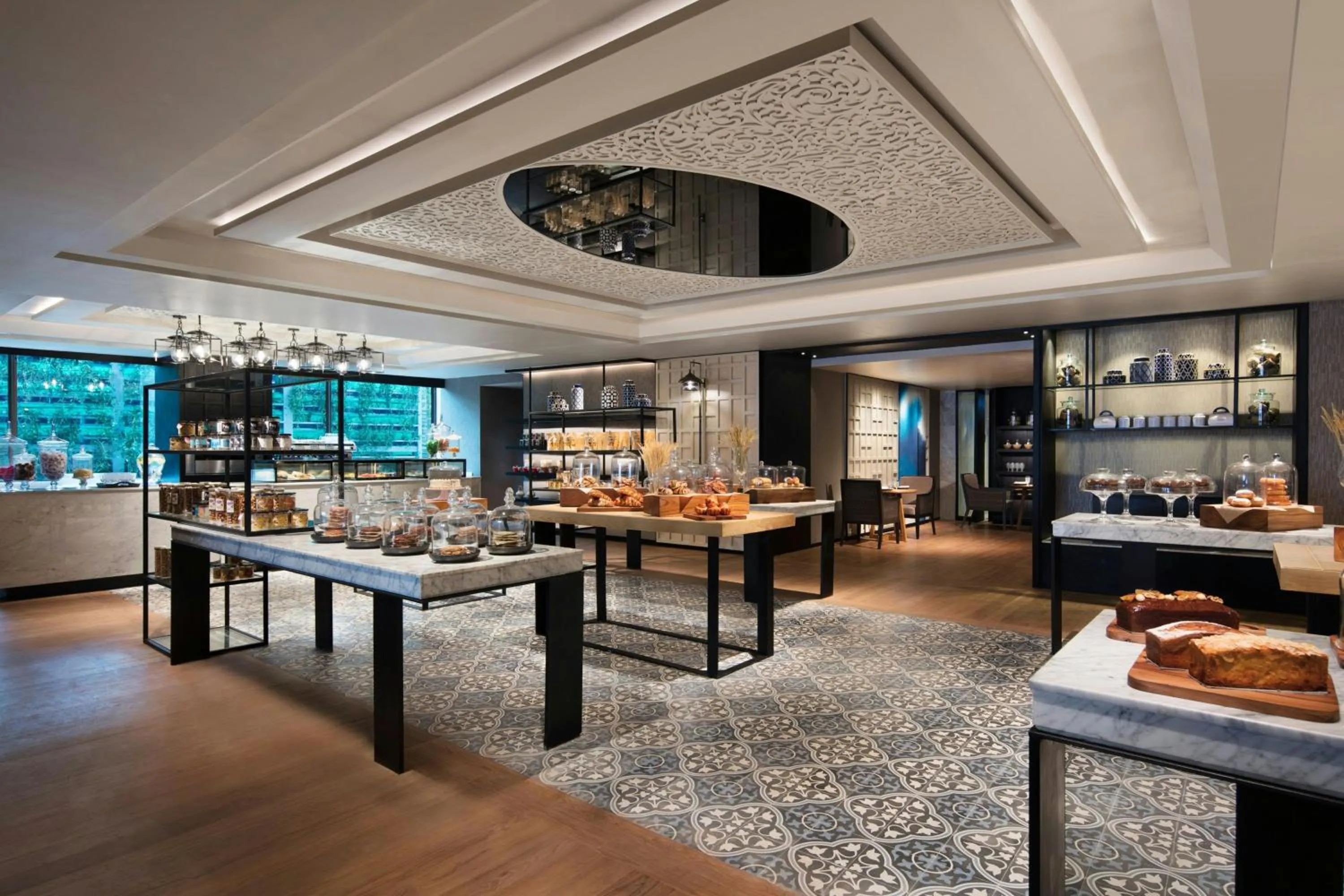 Restaurant/places to eat in Bangkok Marriott Marquis Queens Park