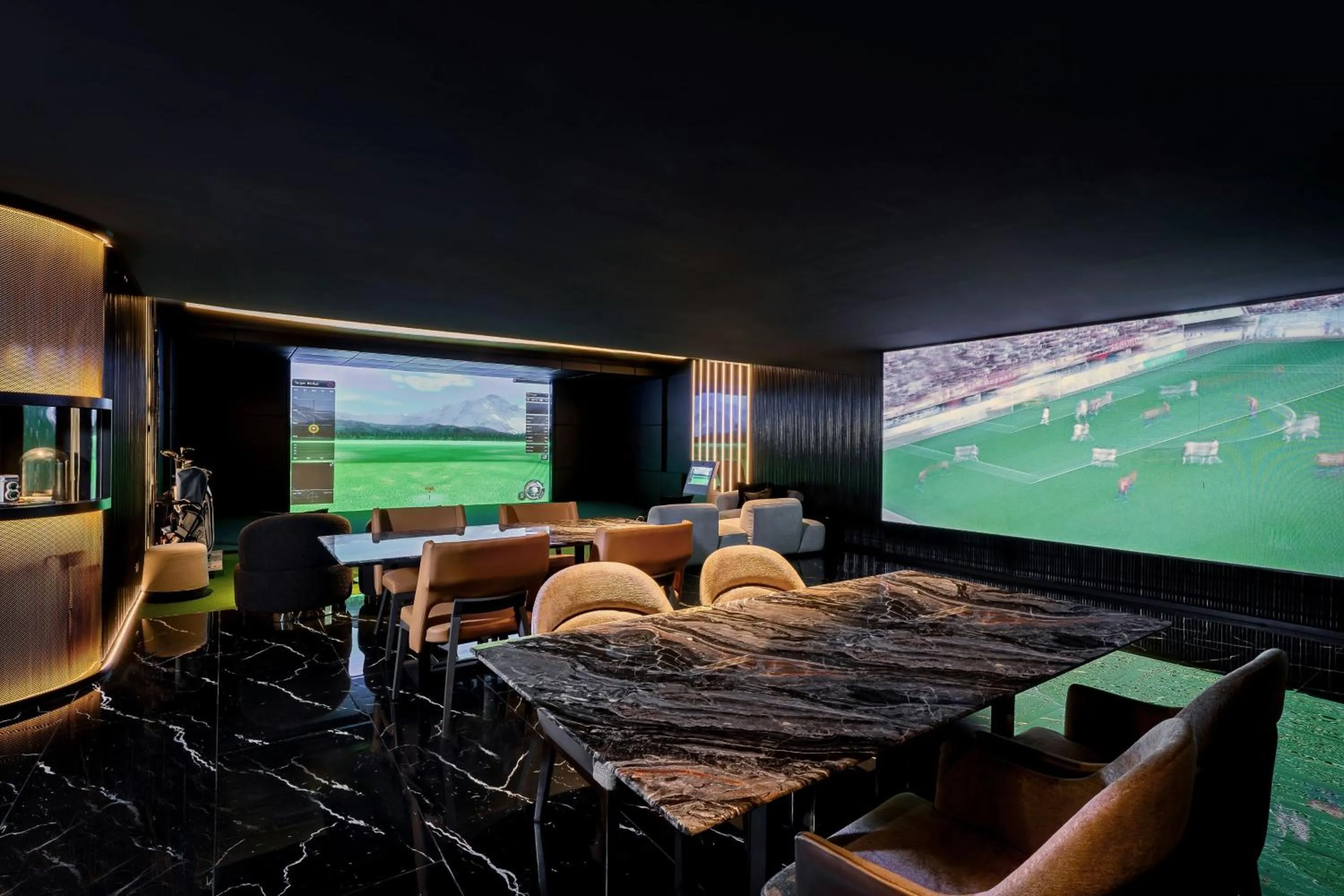 Lounge or bar in Bangkok Marriott Marquis Queens Park