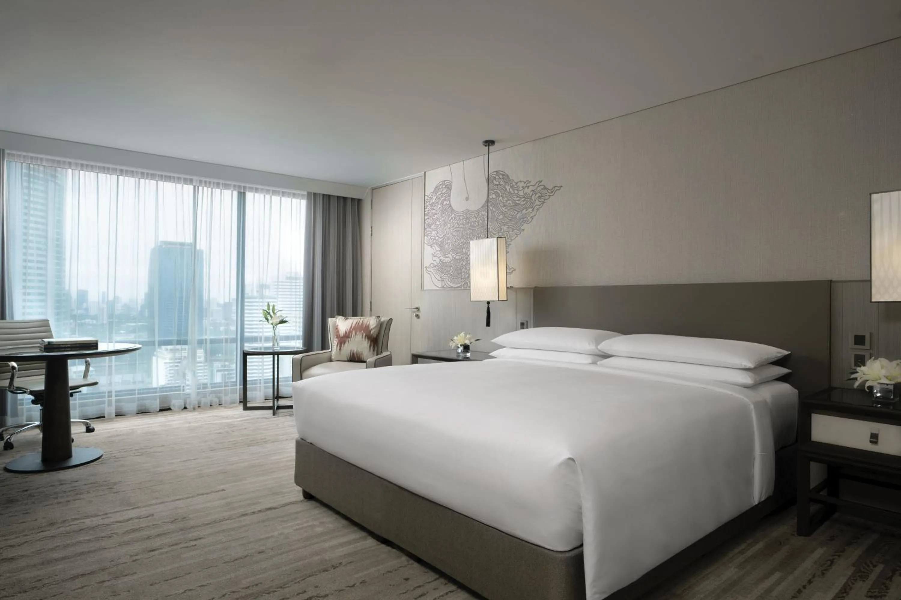 Lounge or bar, Bed in Bangkok Marriott Marquis Queens Park