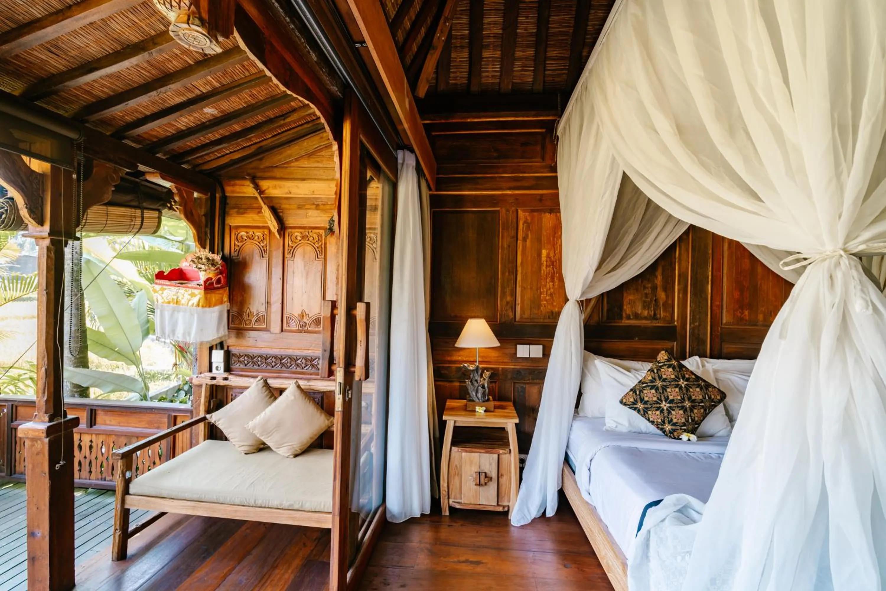 Bedroom, Bed in Madani Antique Villas