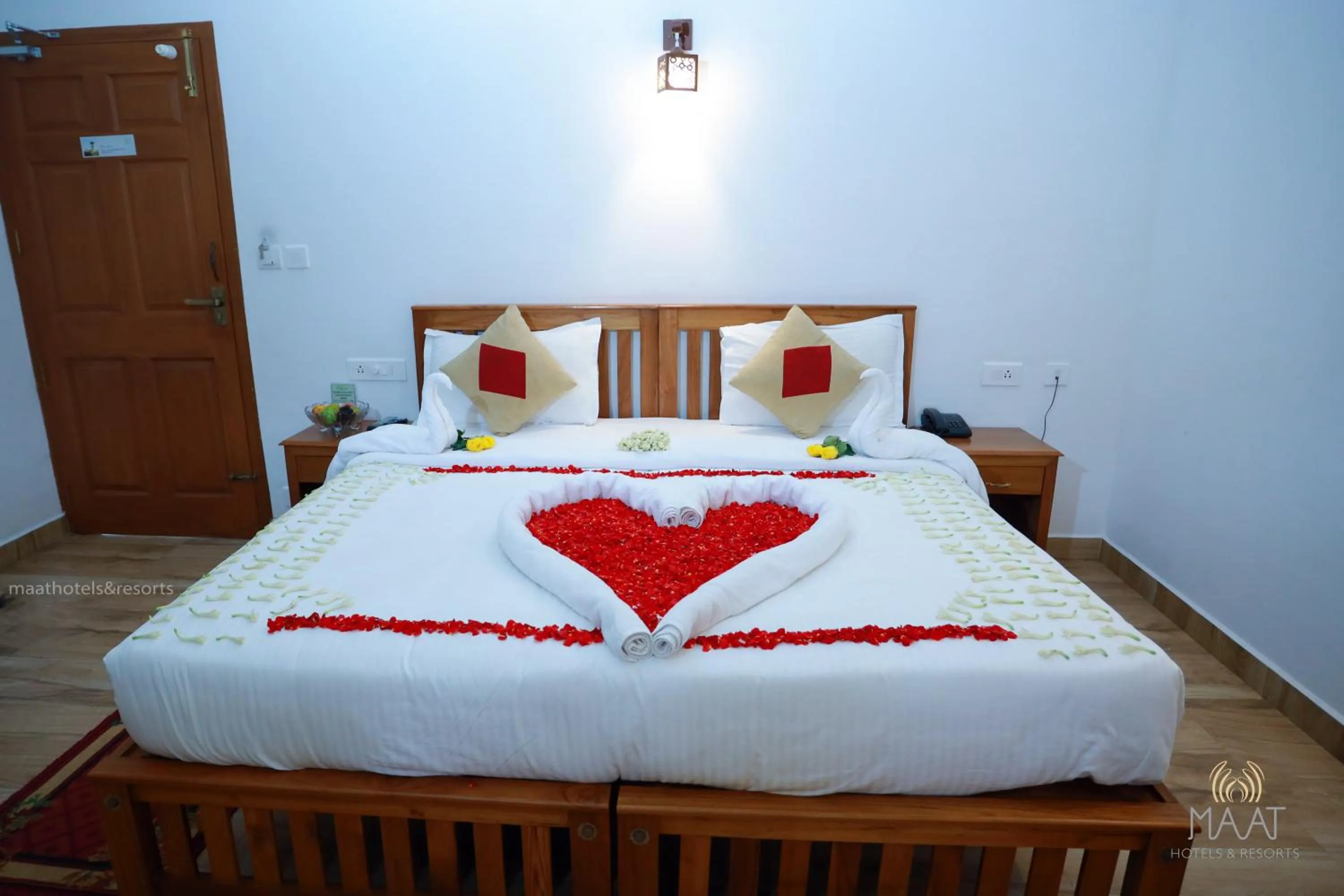 Photo of the whole room, Bed in Dew Drops Farm Resorts