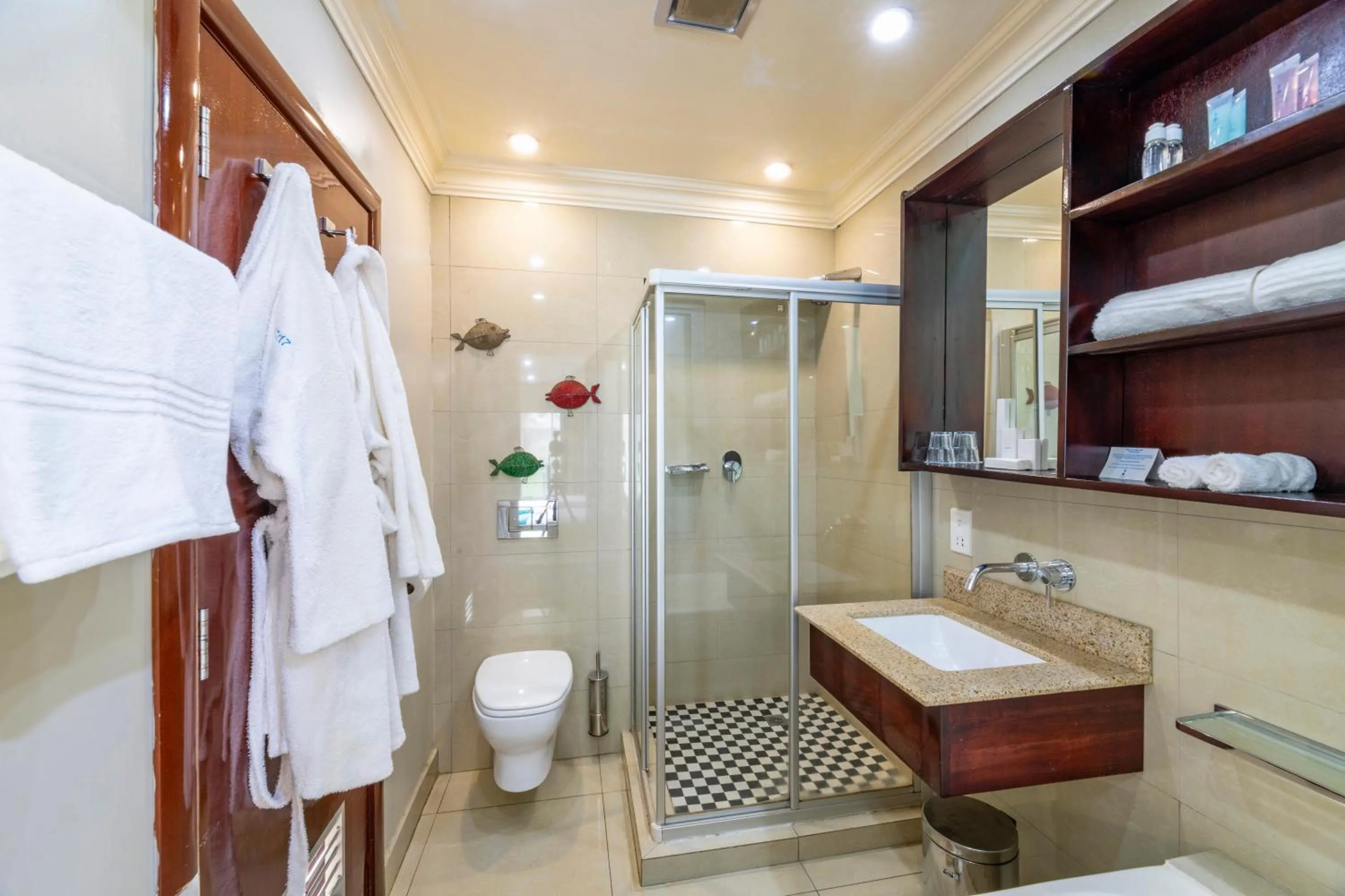 Bathroom in Azambezi River Lodge