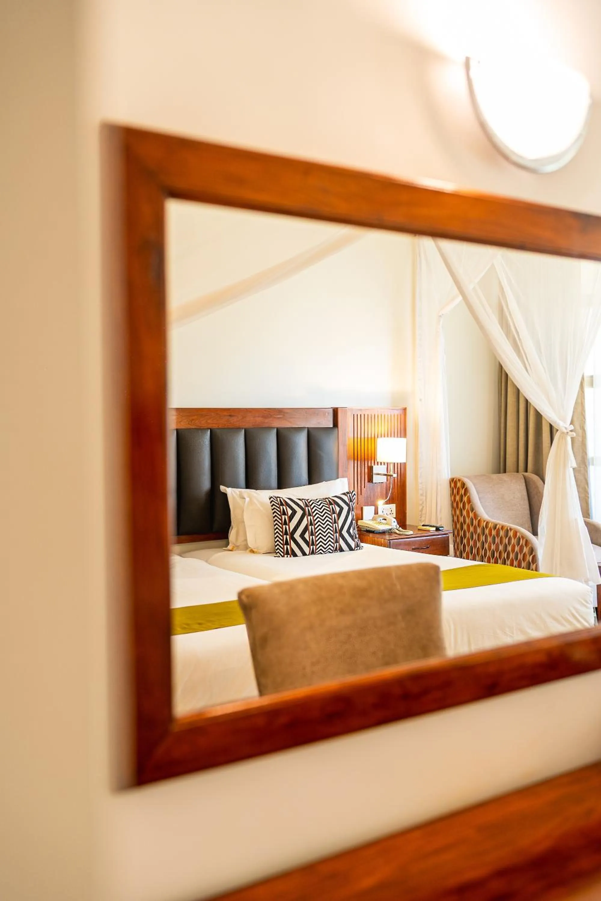 Bedroom, Bed in Victoria Falls Rainbow Hotel