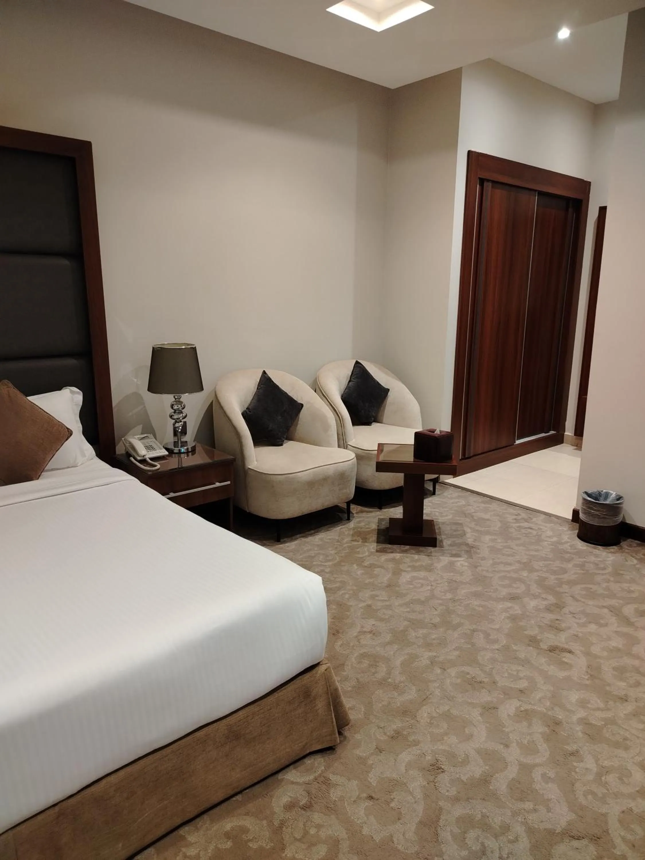 Bedroom, Bed in Daif Inn Serviced Apartments - Qurtubah