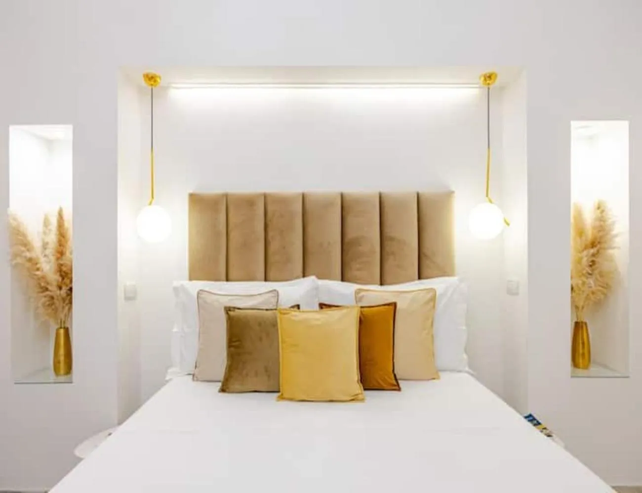 Bed in I Colori di Napoli