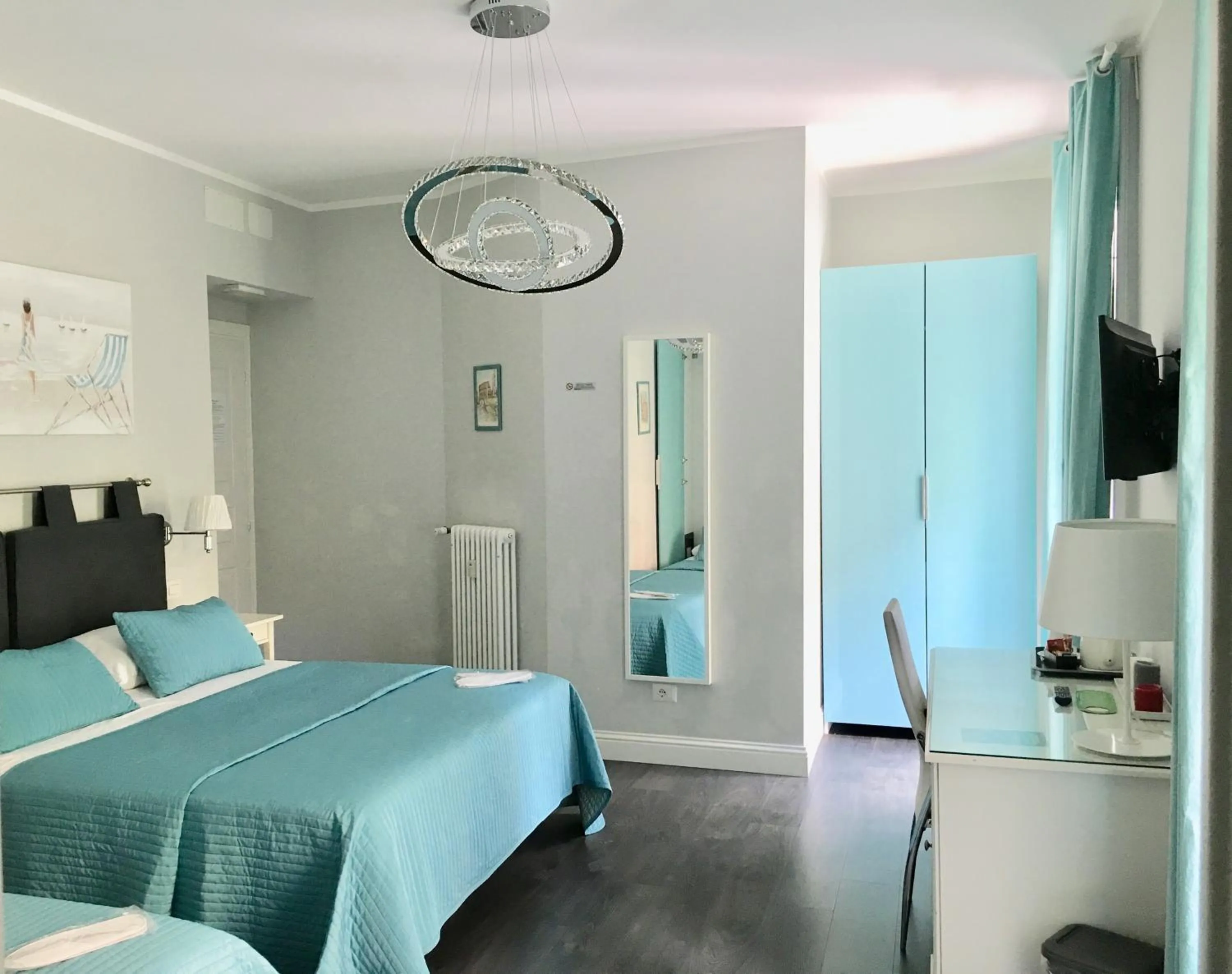 Photo of the whole room, Bed in Residenza Vatican Suite