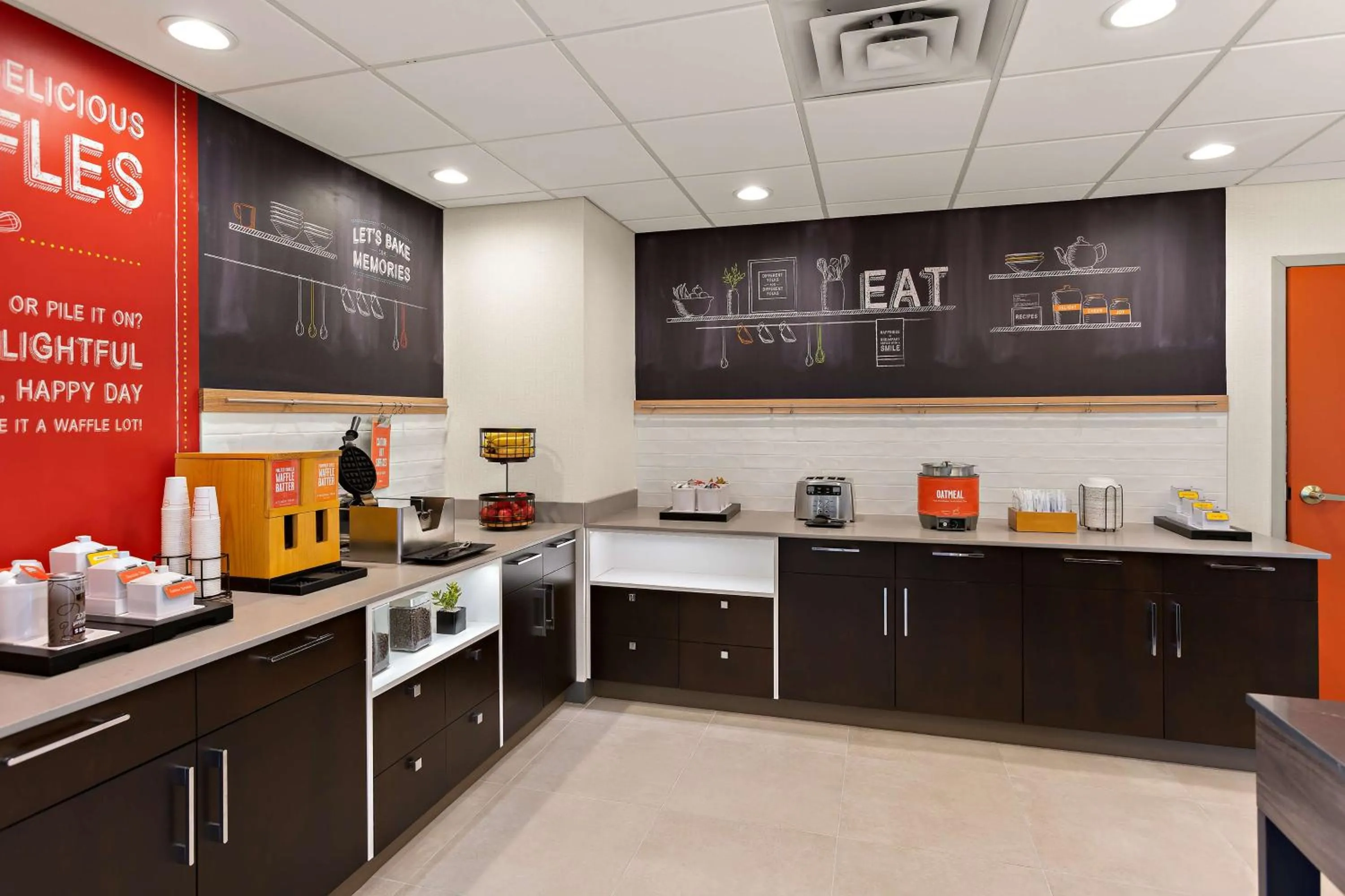 Breakfast in Hampton Inn & Suites Petoskey