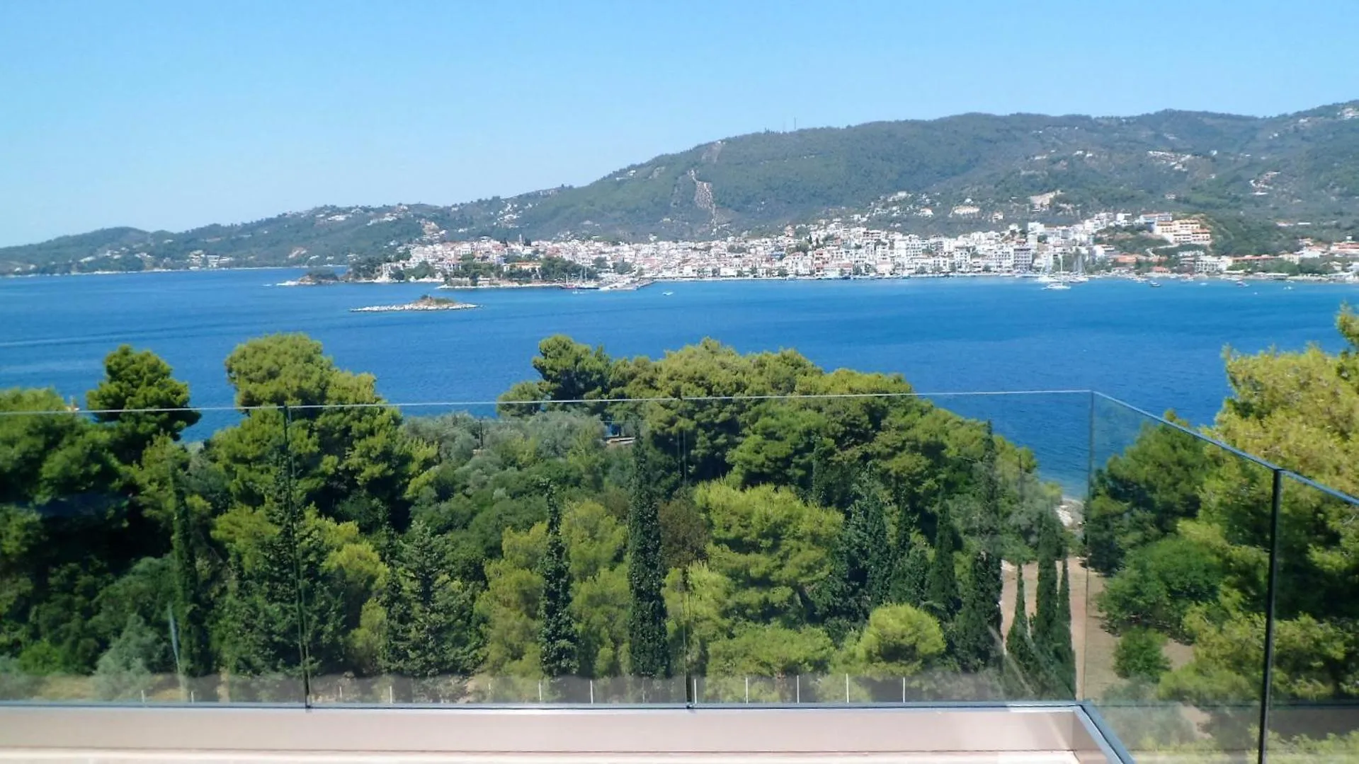 Garden view in Core Luxury Suites