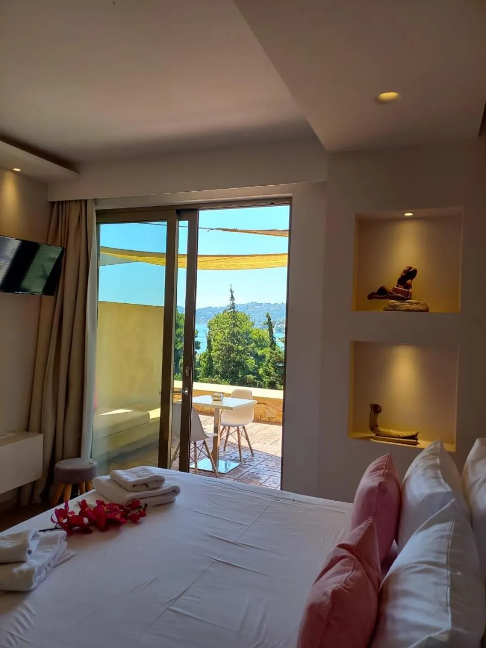 Bed in Core Luxury Suites