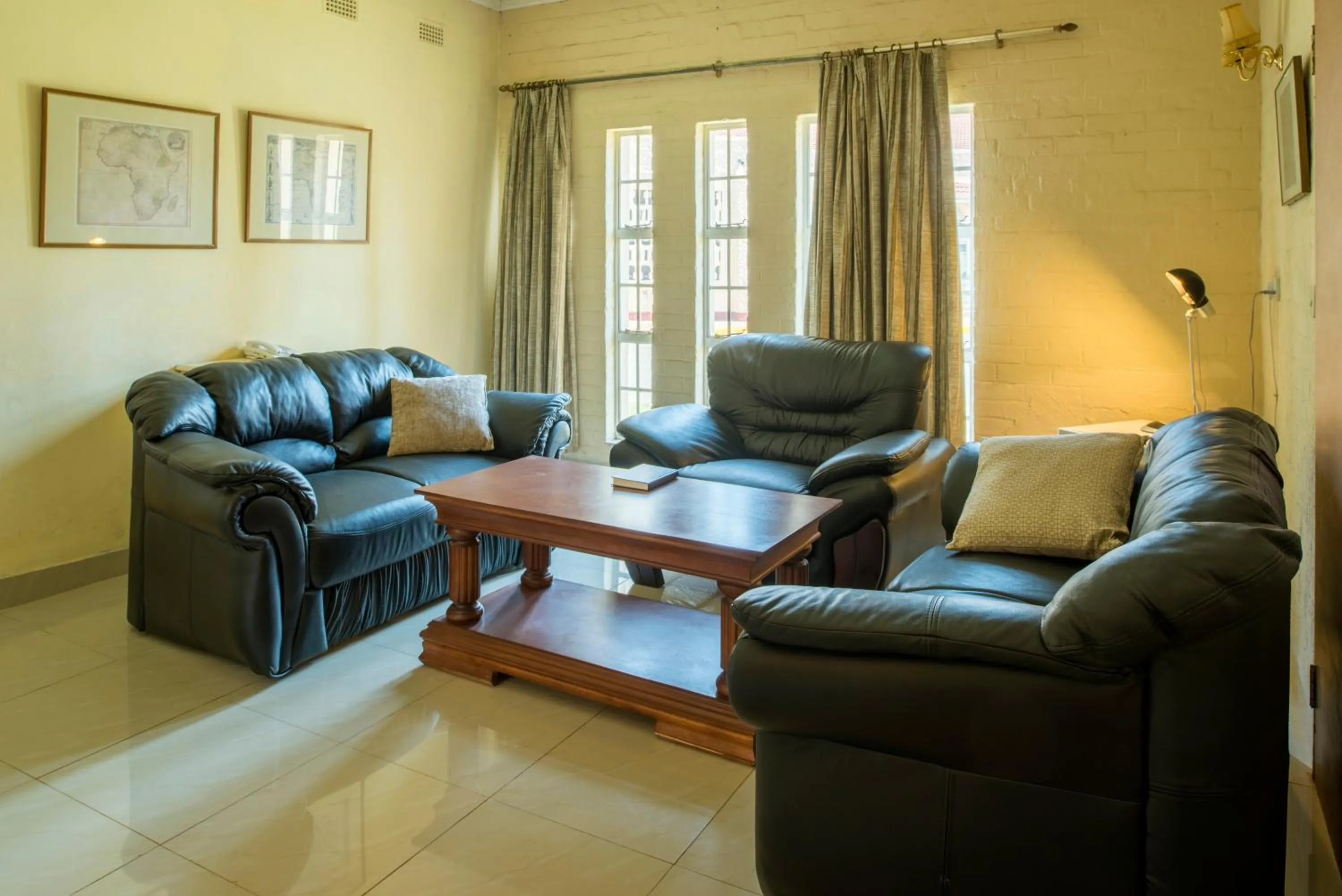 Kadoma Hotel & Conference Centre