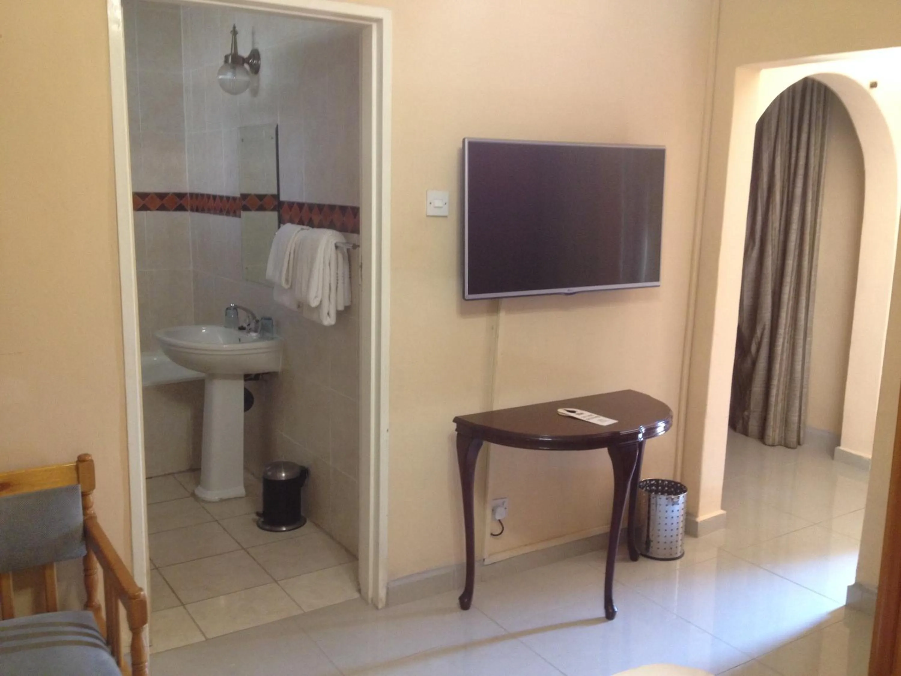 Kadoma Hotel & Conference Centre