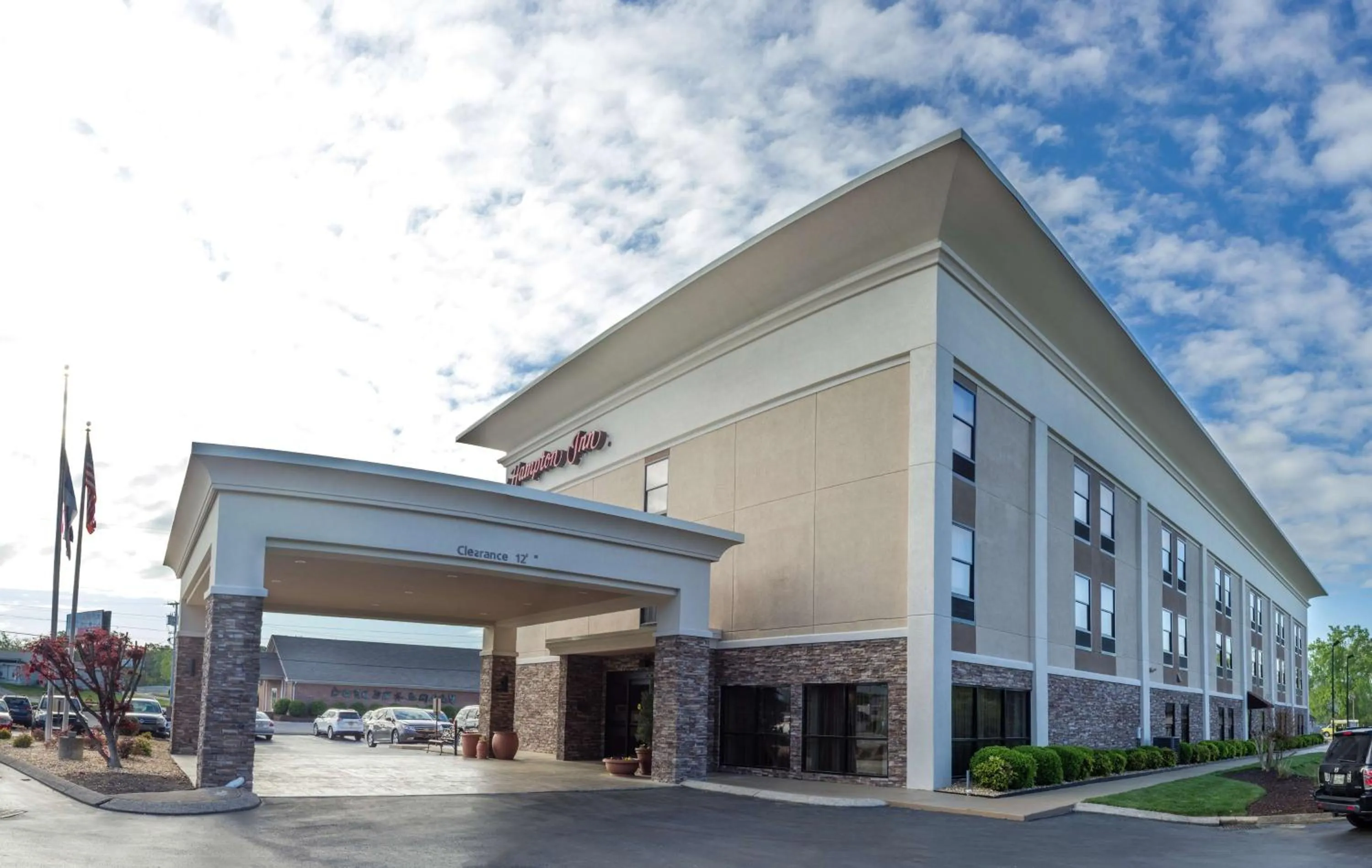 Property building in Hampton Inn Chattanooga/Hixson