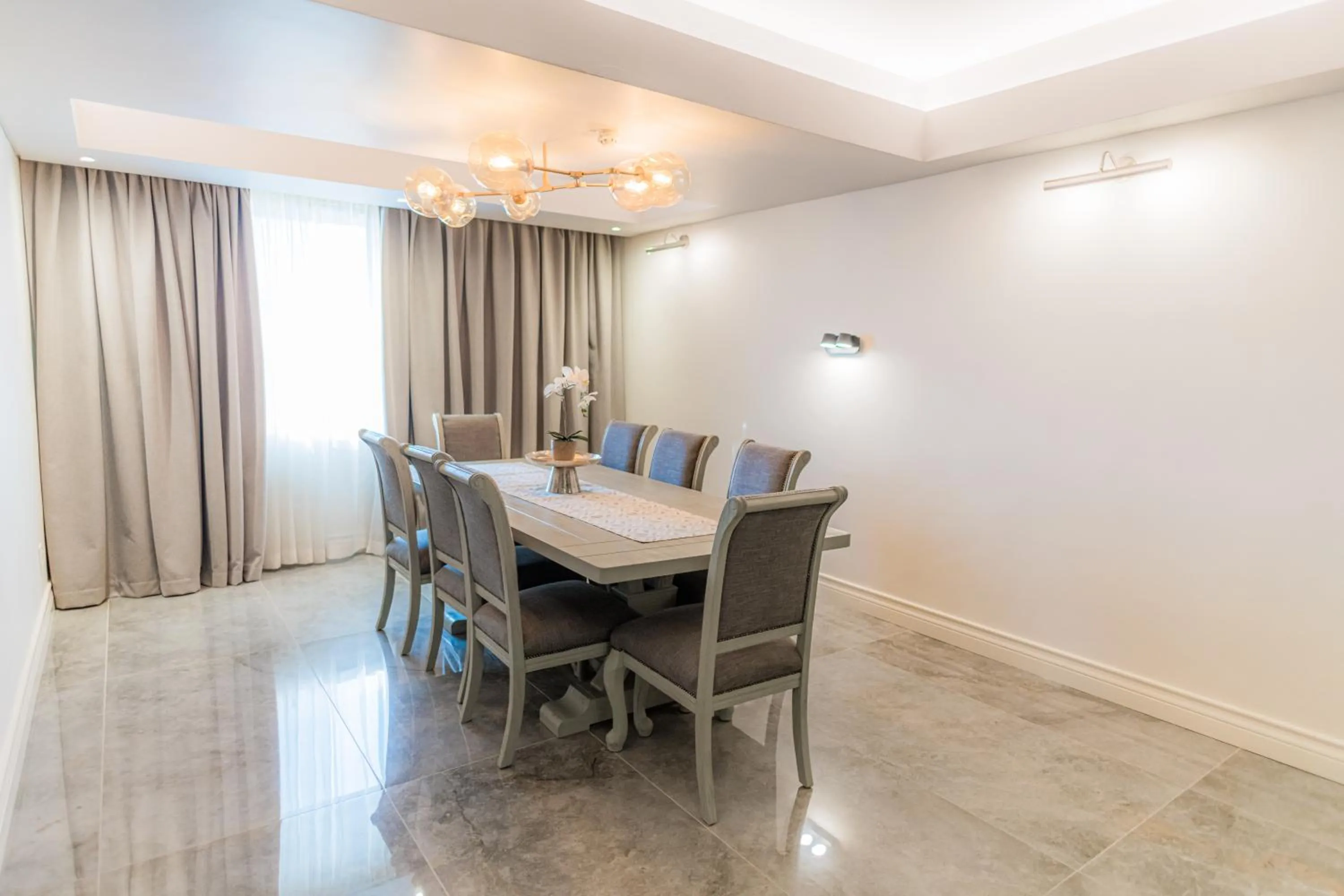 Property building in Rainbow Towers Hotel & Conference Centre