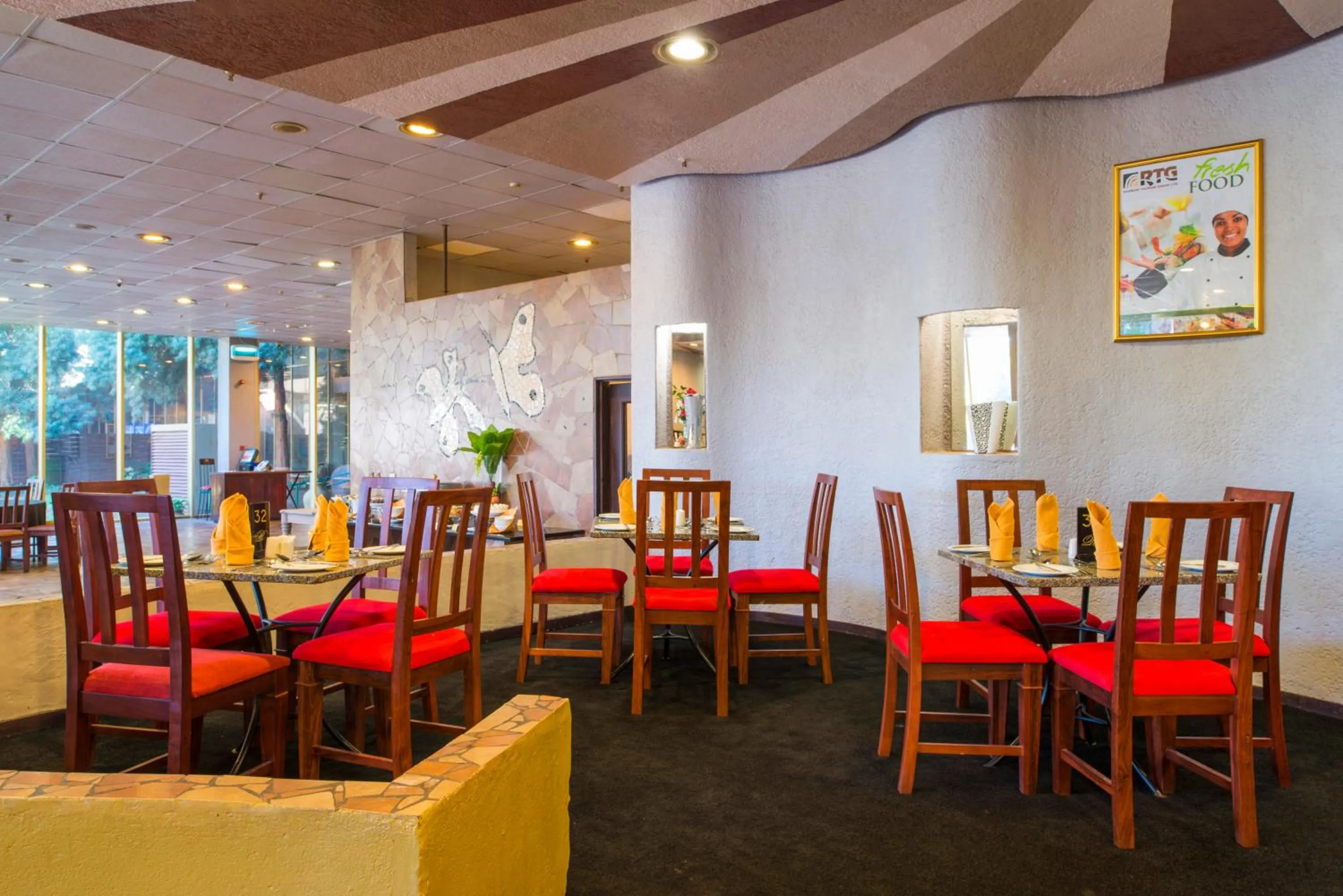 Restaurant/places to eat in Rainbow Towers Hotel & Conference Centre