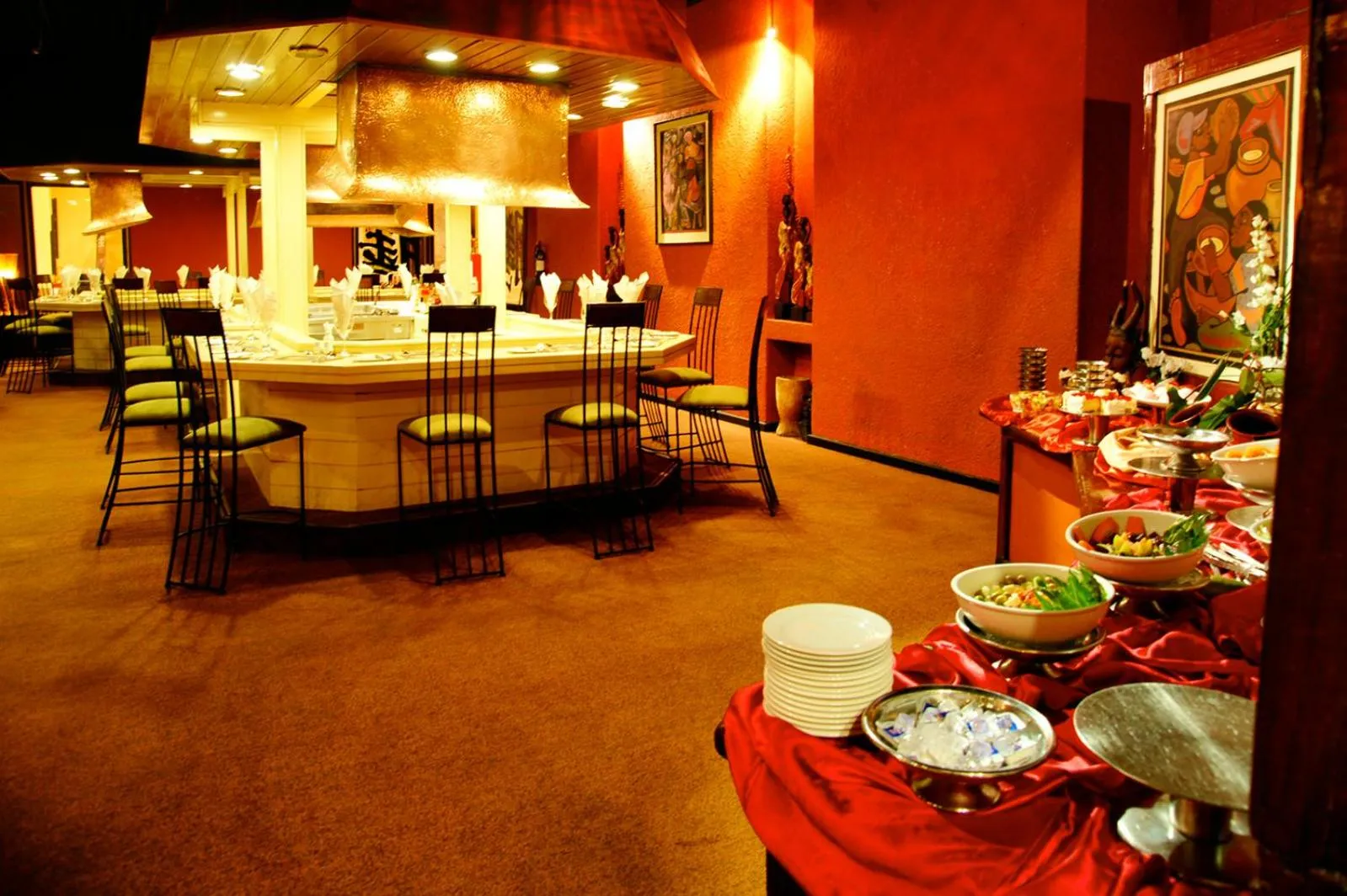 Restaurant/places to eat in Rainbow Towers Hotel & Conference Centre