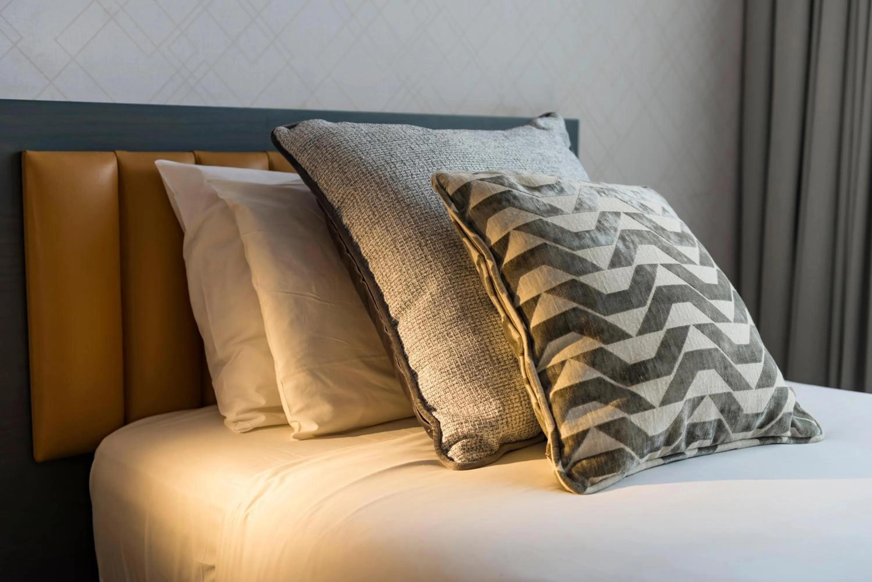 Bed in Rainbow Towers Hotel & Conference Centre