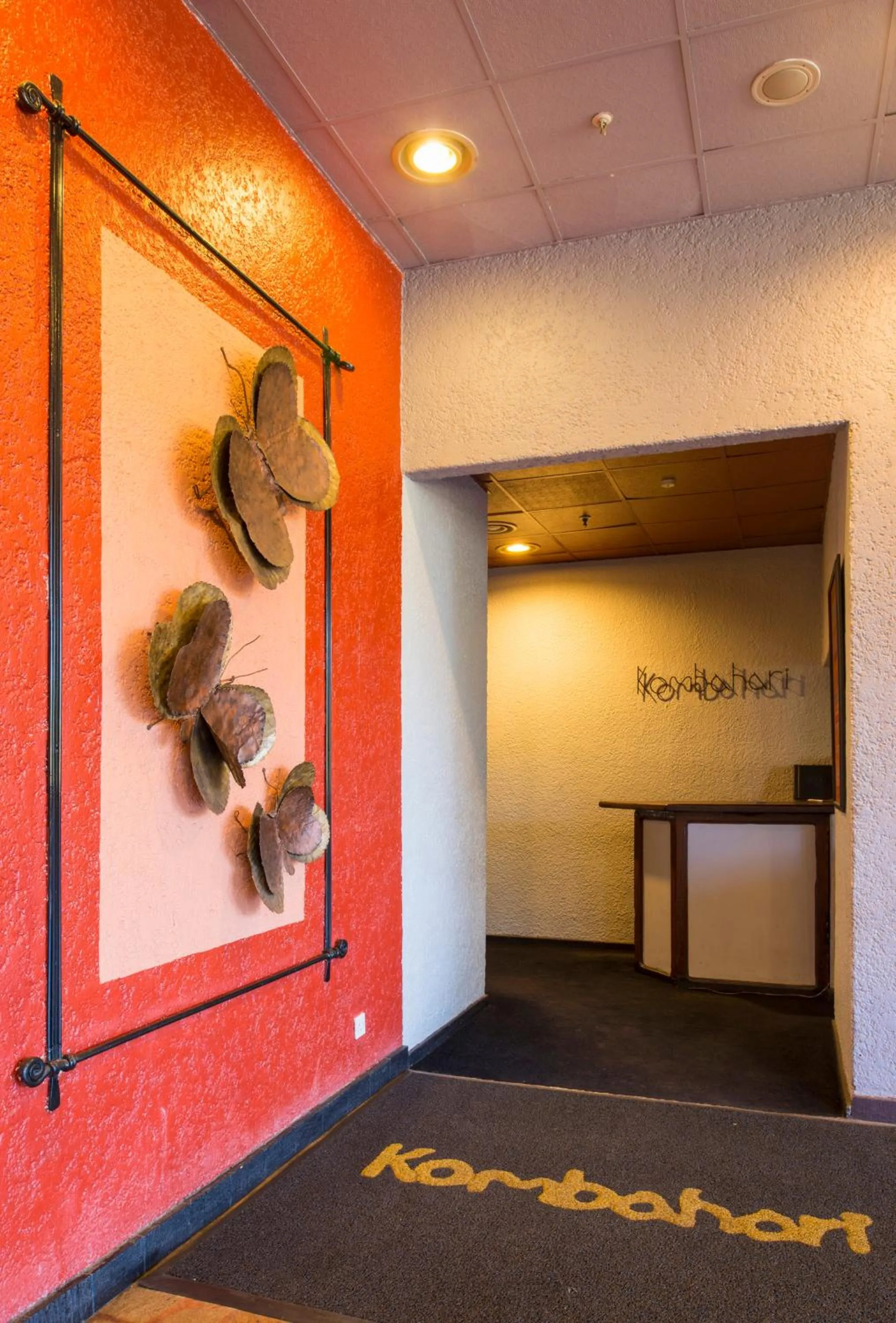 Restaurant/places to eat in Rainbow Towers Hotel & Conference Centre