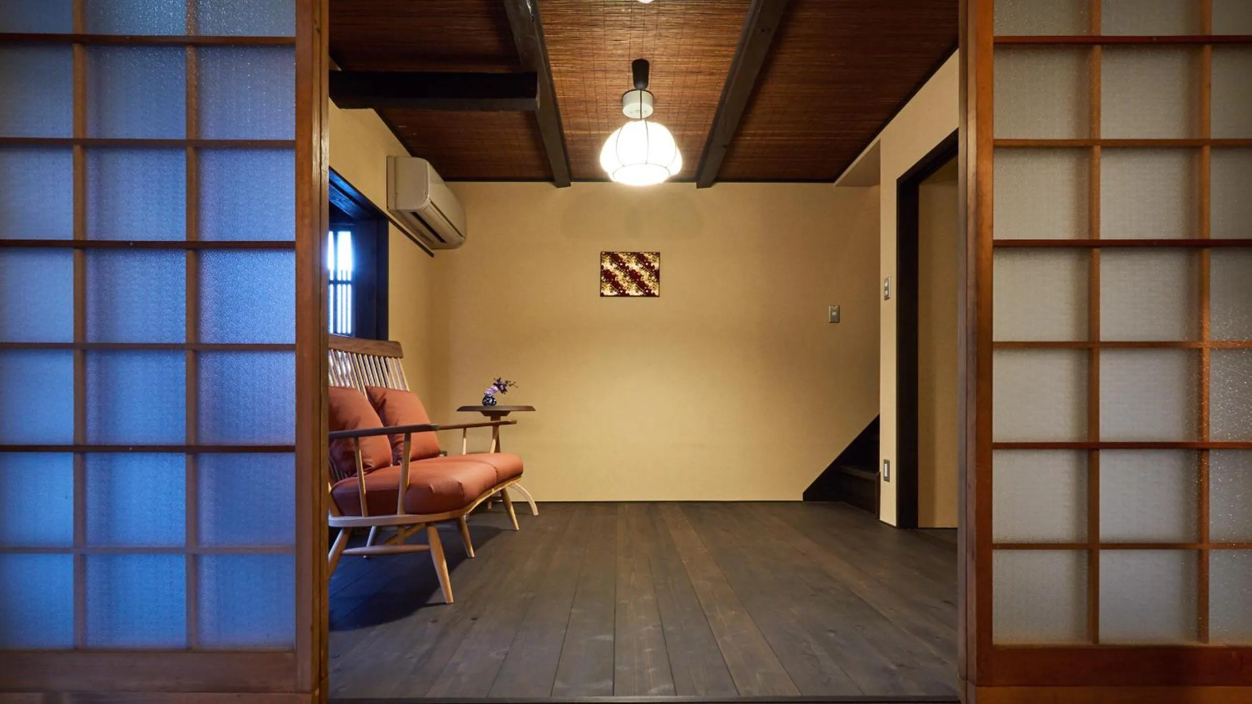 Seating area in Rinn Kujofujinoki West