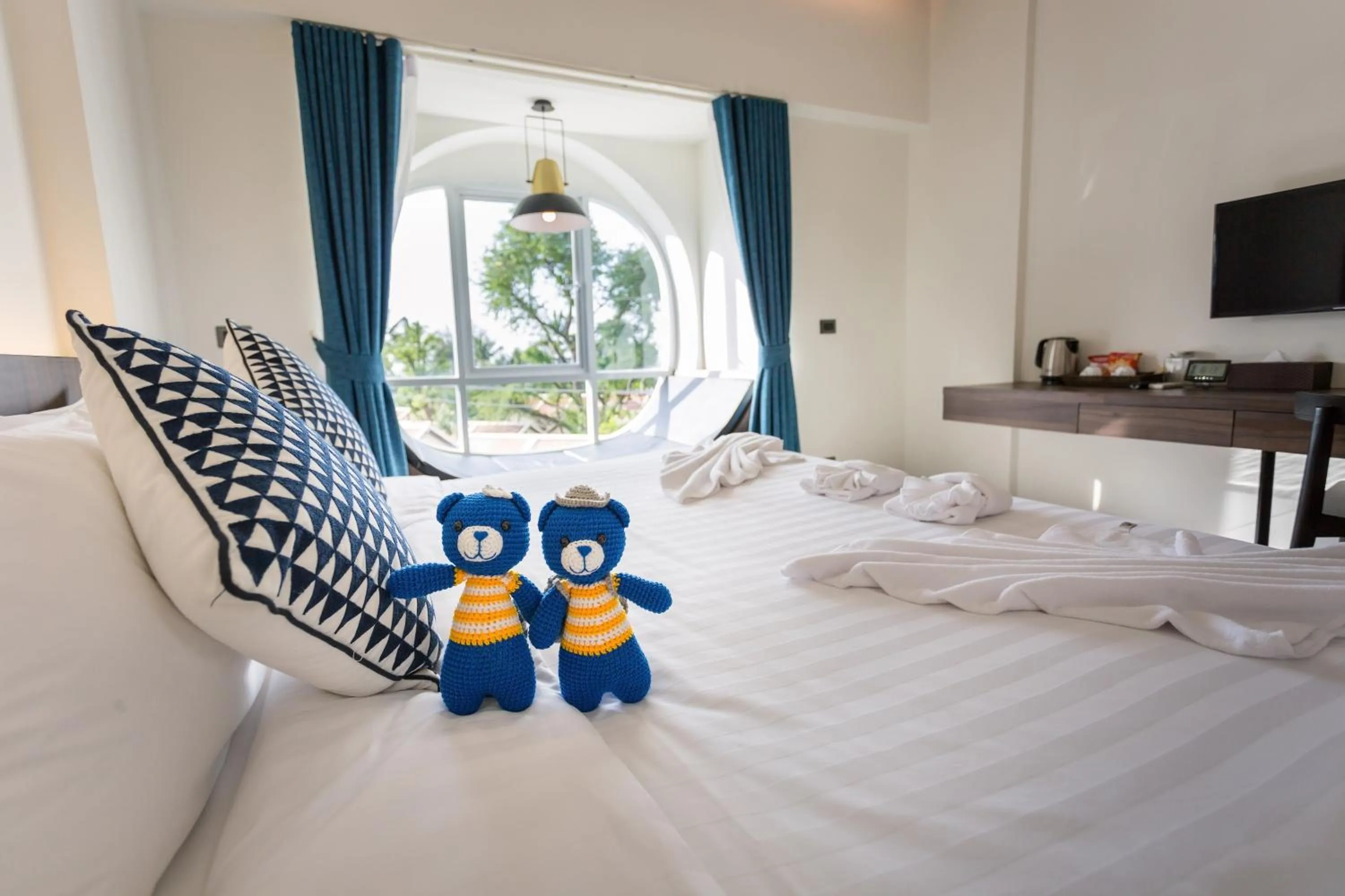 Bed in BearPacker Patong Hostel