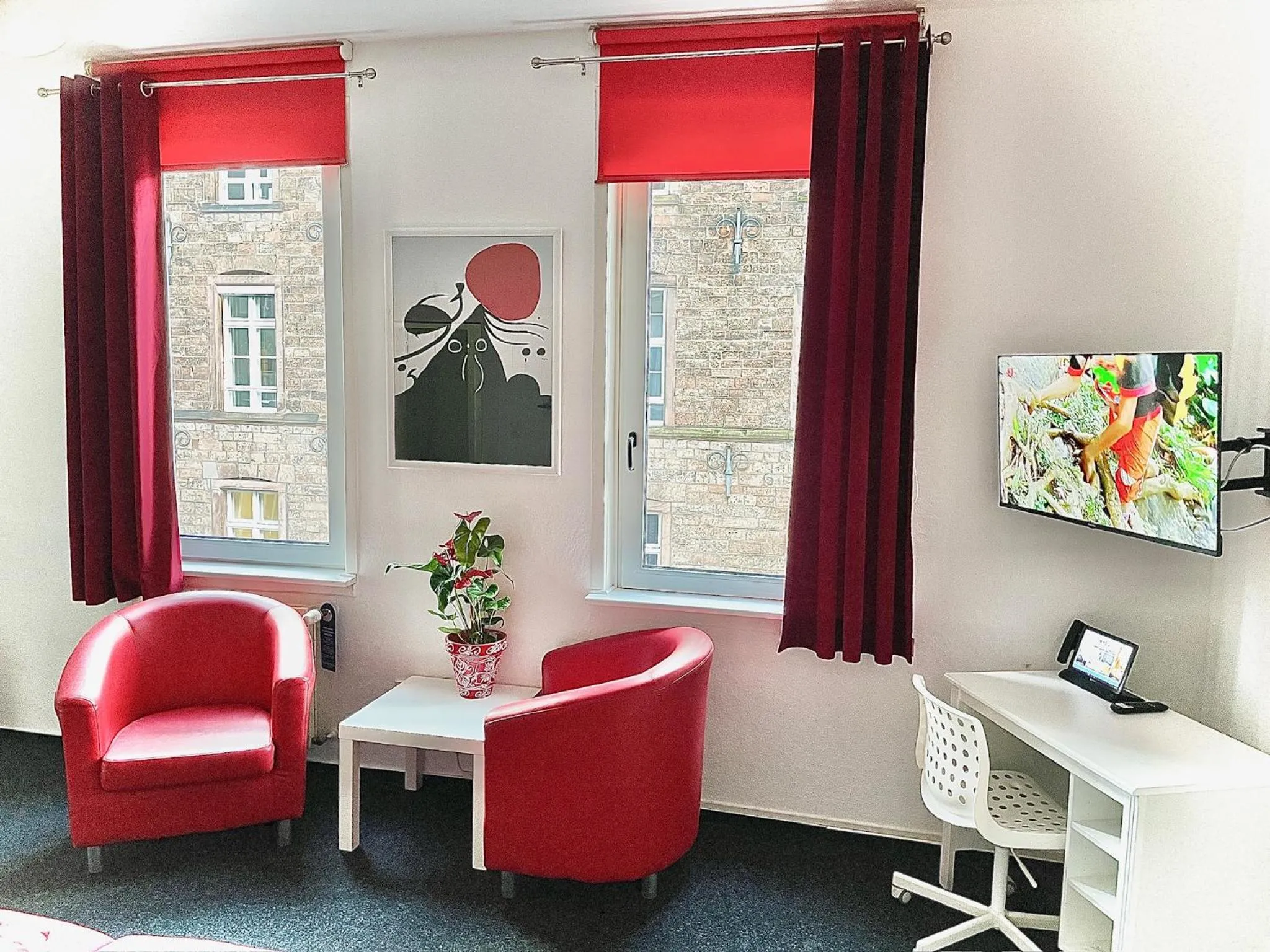 TV and multimedia in Hotel Tusculum