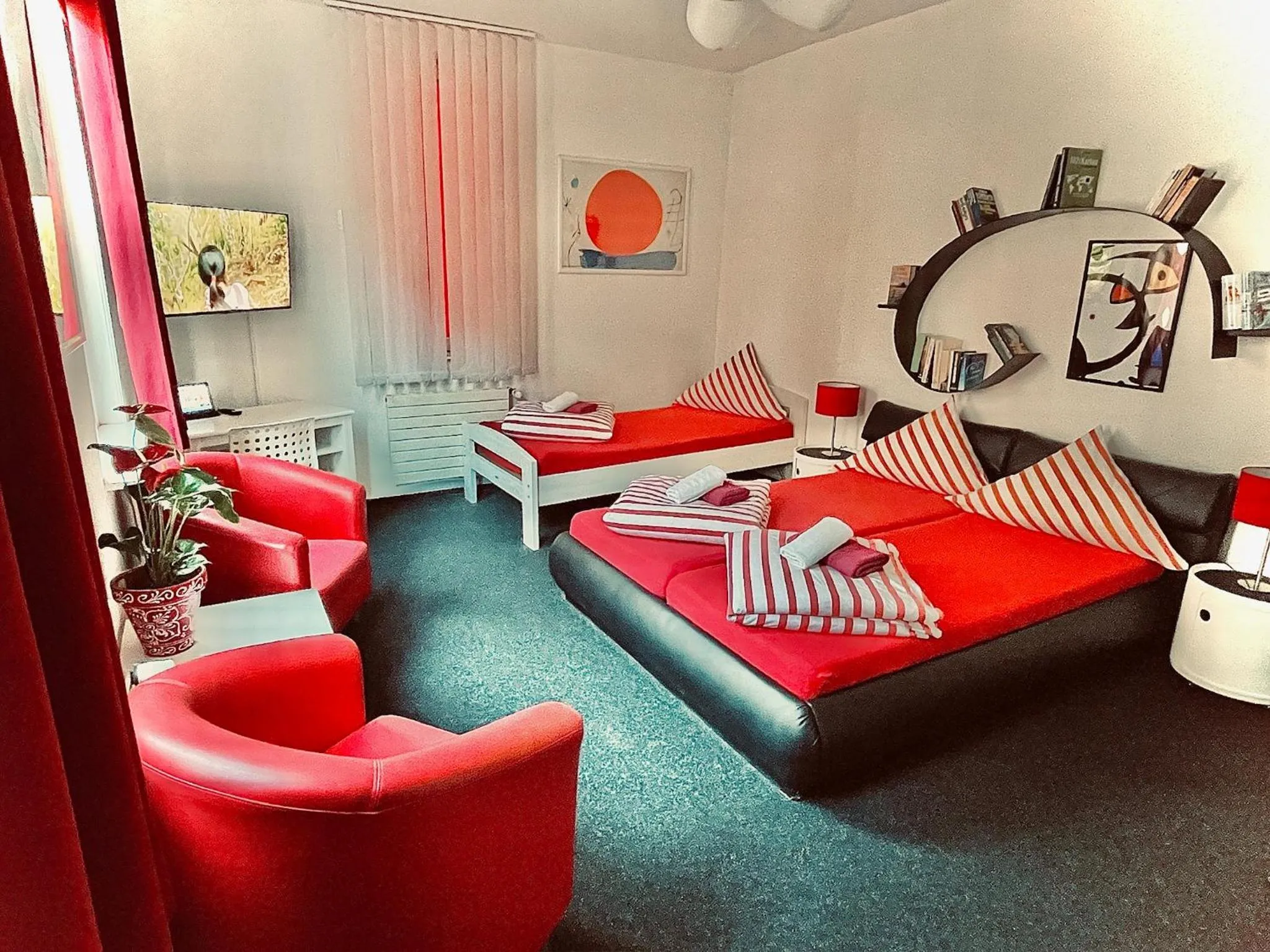 TV and multimedia in Hotel Tusculum