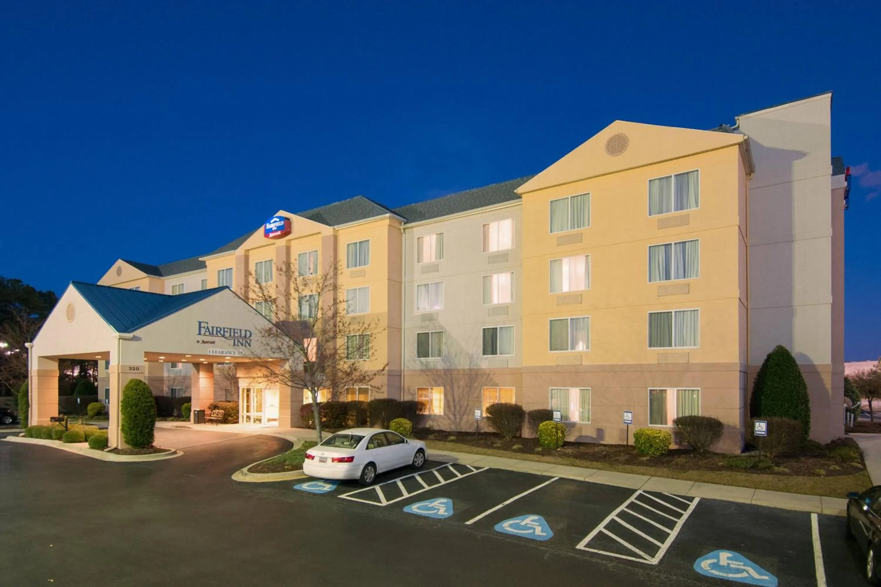 Property building in Fairfield by Marriott Inn & Suites Columbia Harbison