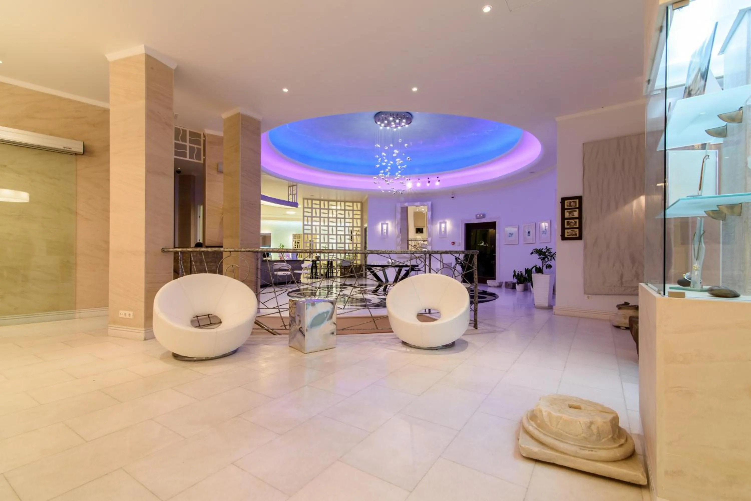 Lobby or reception in La Mer Deluxe Hotel & Spa