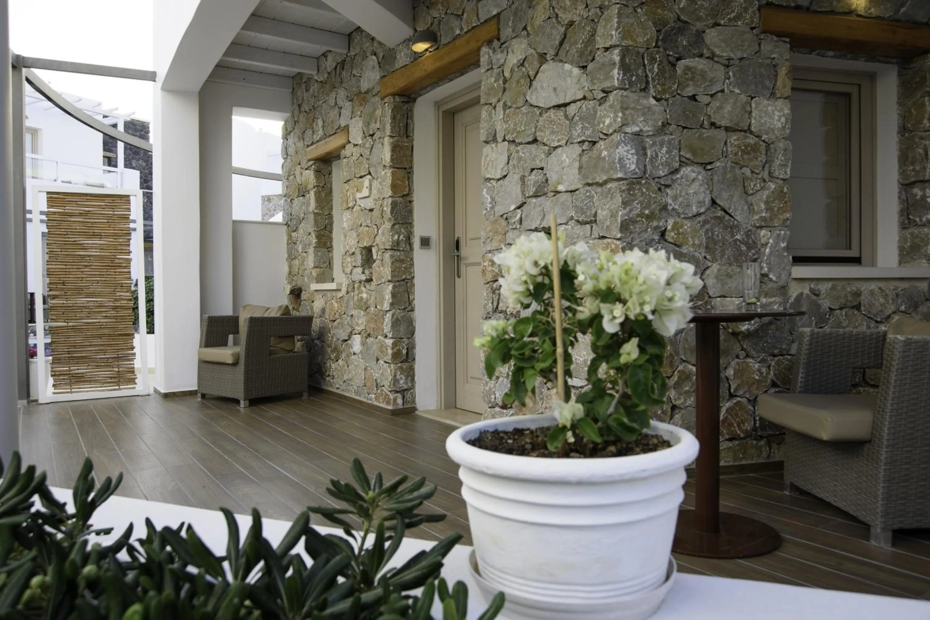 Decorative detail in La Mer Deluxe Hotel & Spa