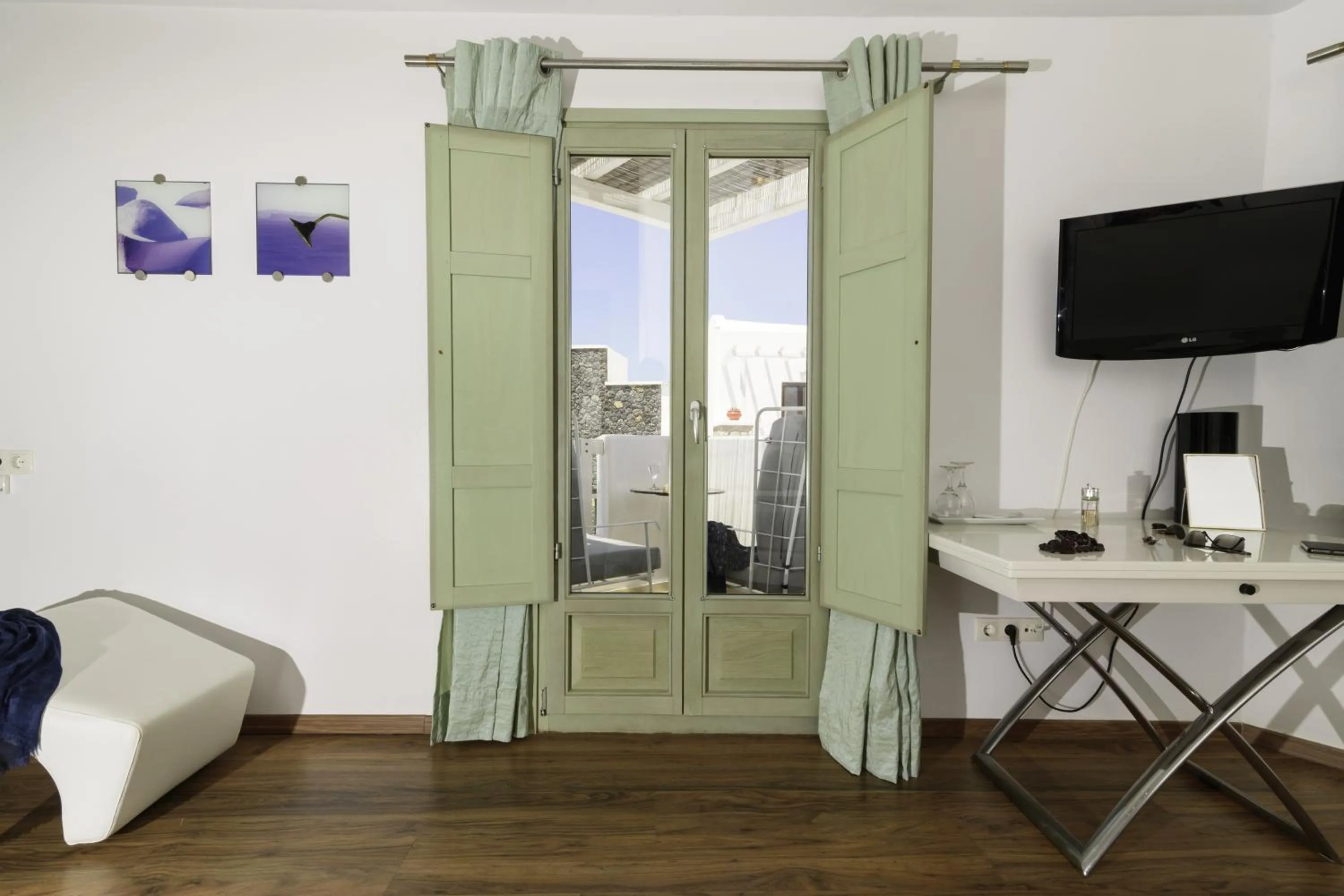 Decorative detail in La Mer Deluxe Hotel & Spa