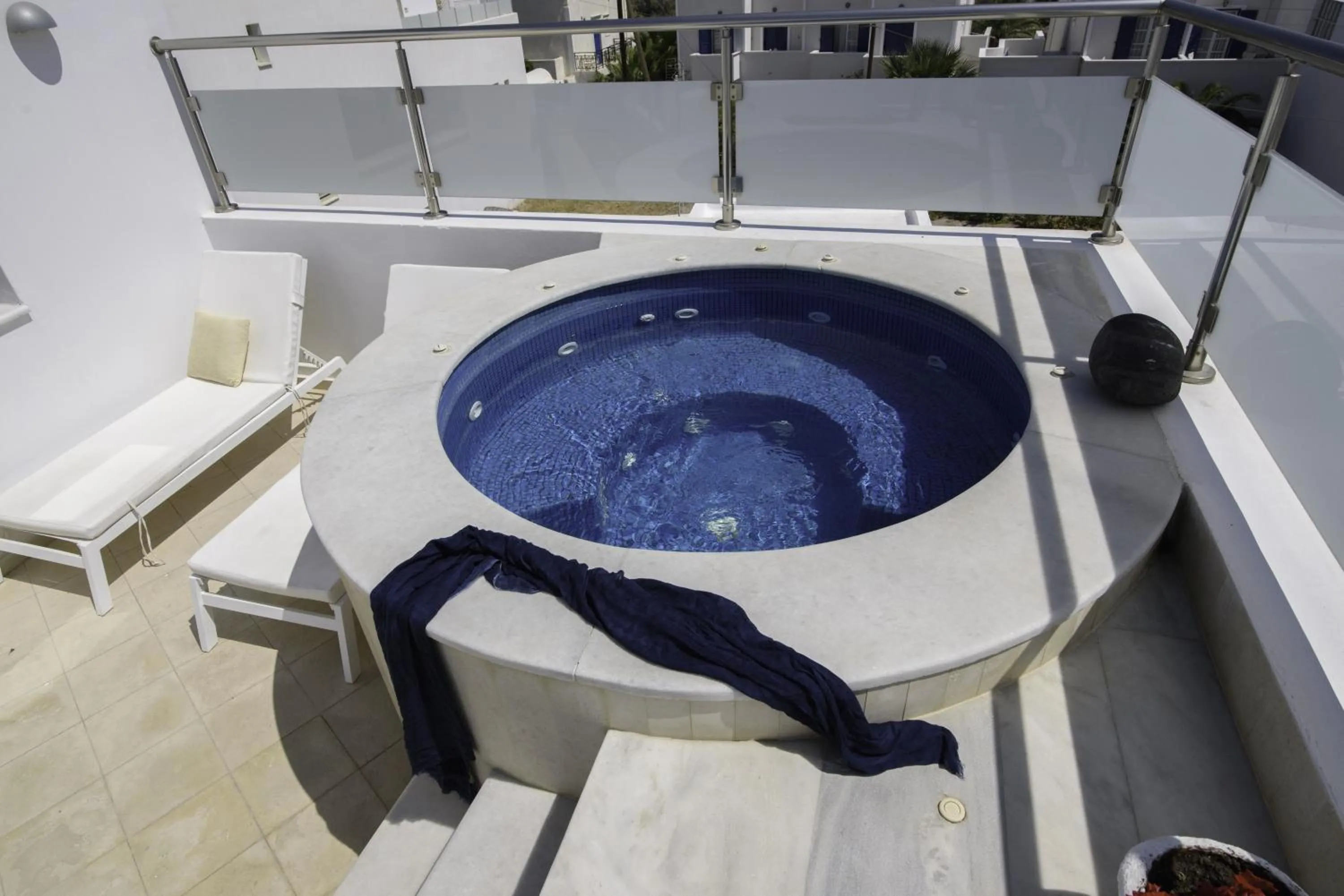 Decorative detail in La Mer Deluxe Hotel & Spa