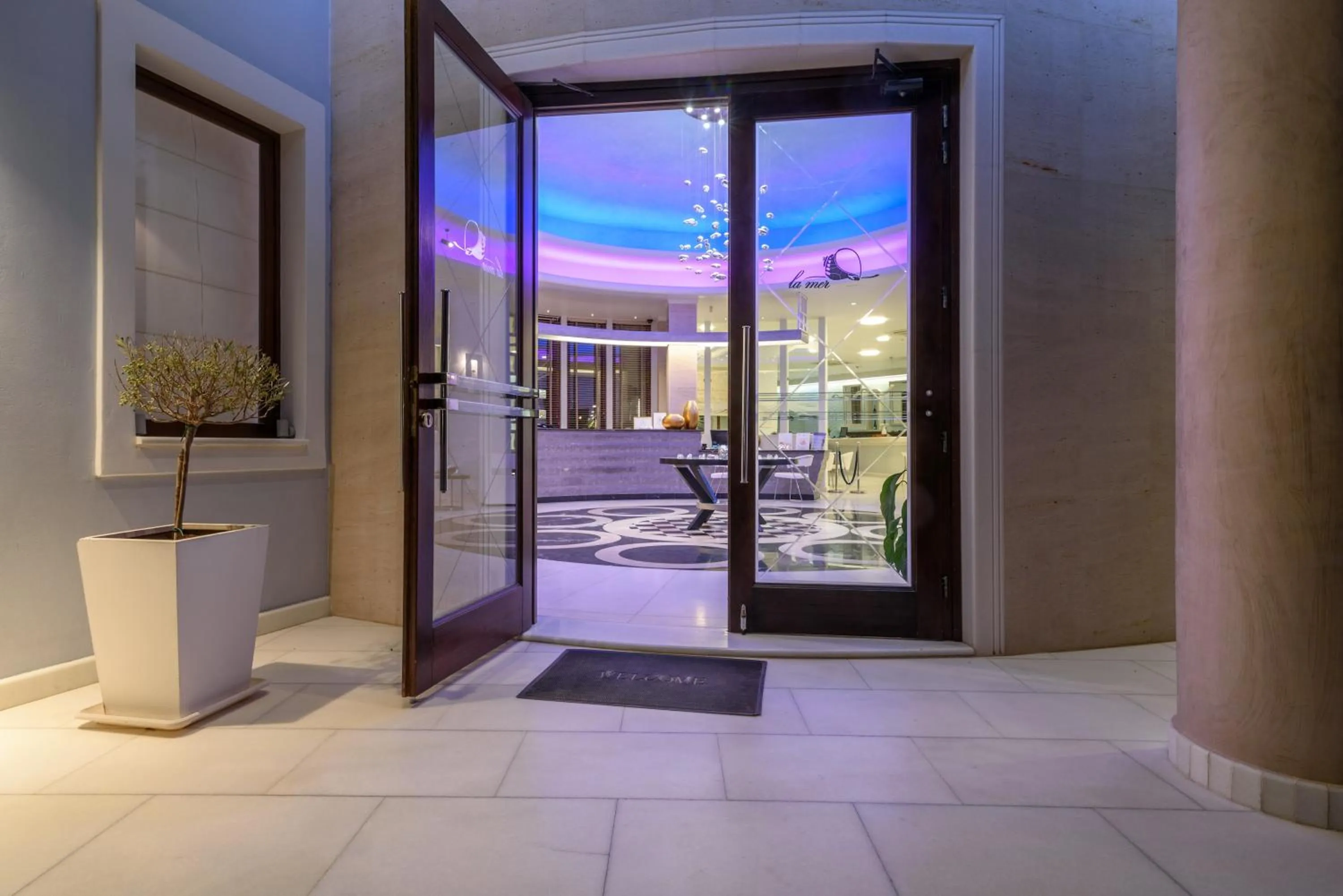 Lobby or reception in La Mer Deluxe Hotel & Spa