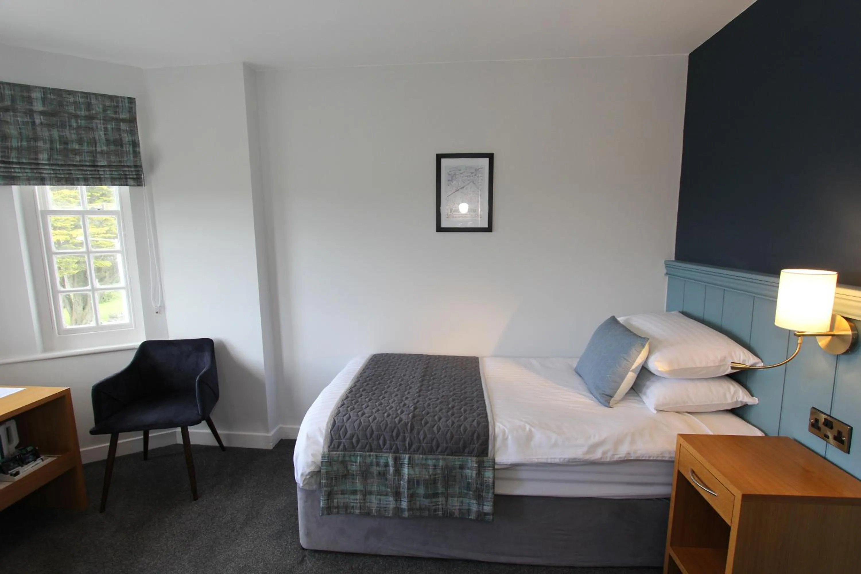 Bed in Gwesty Nanhoron Arms Hotel