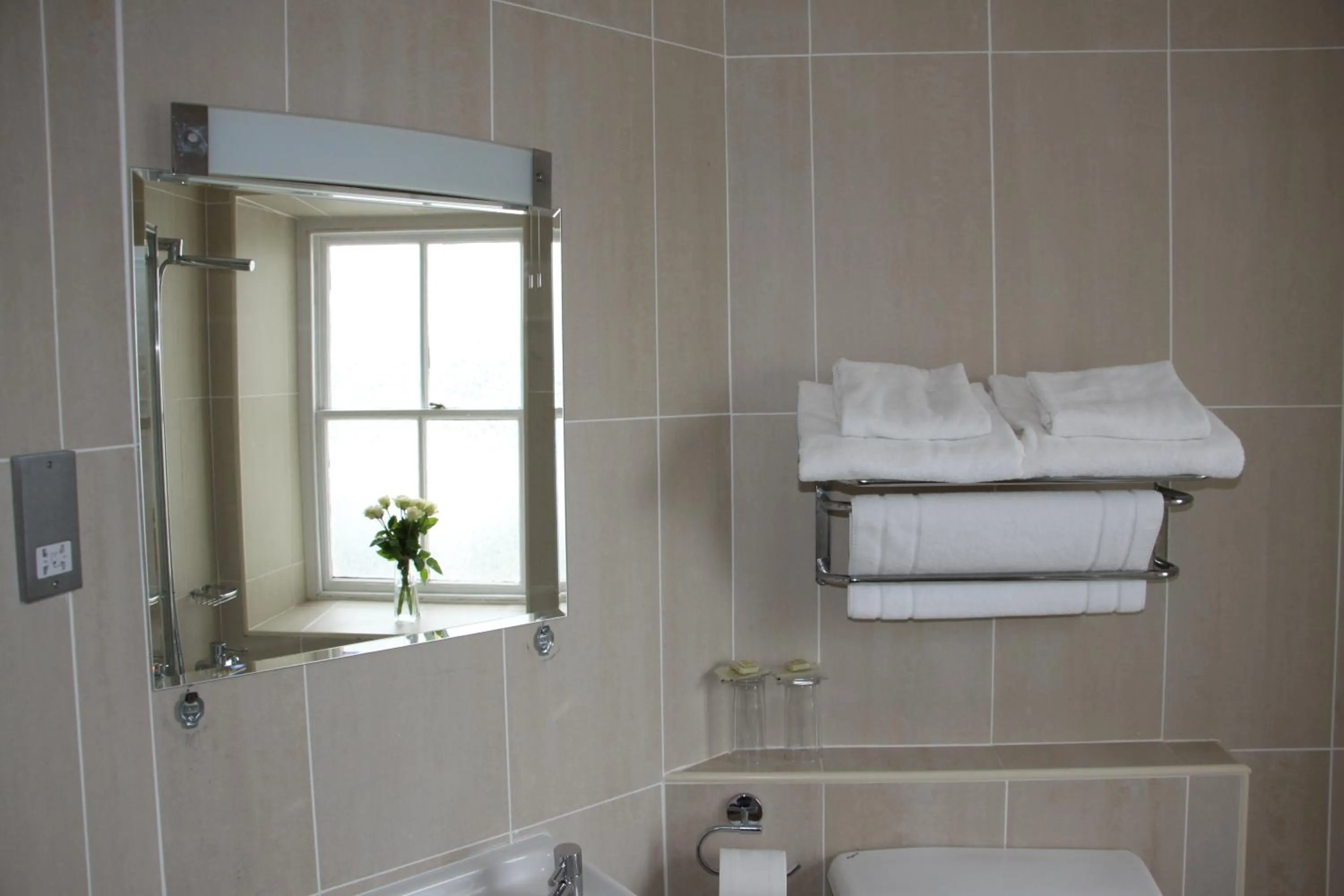 Bathroom in Gwesty Nanhoron Arms Hotel